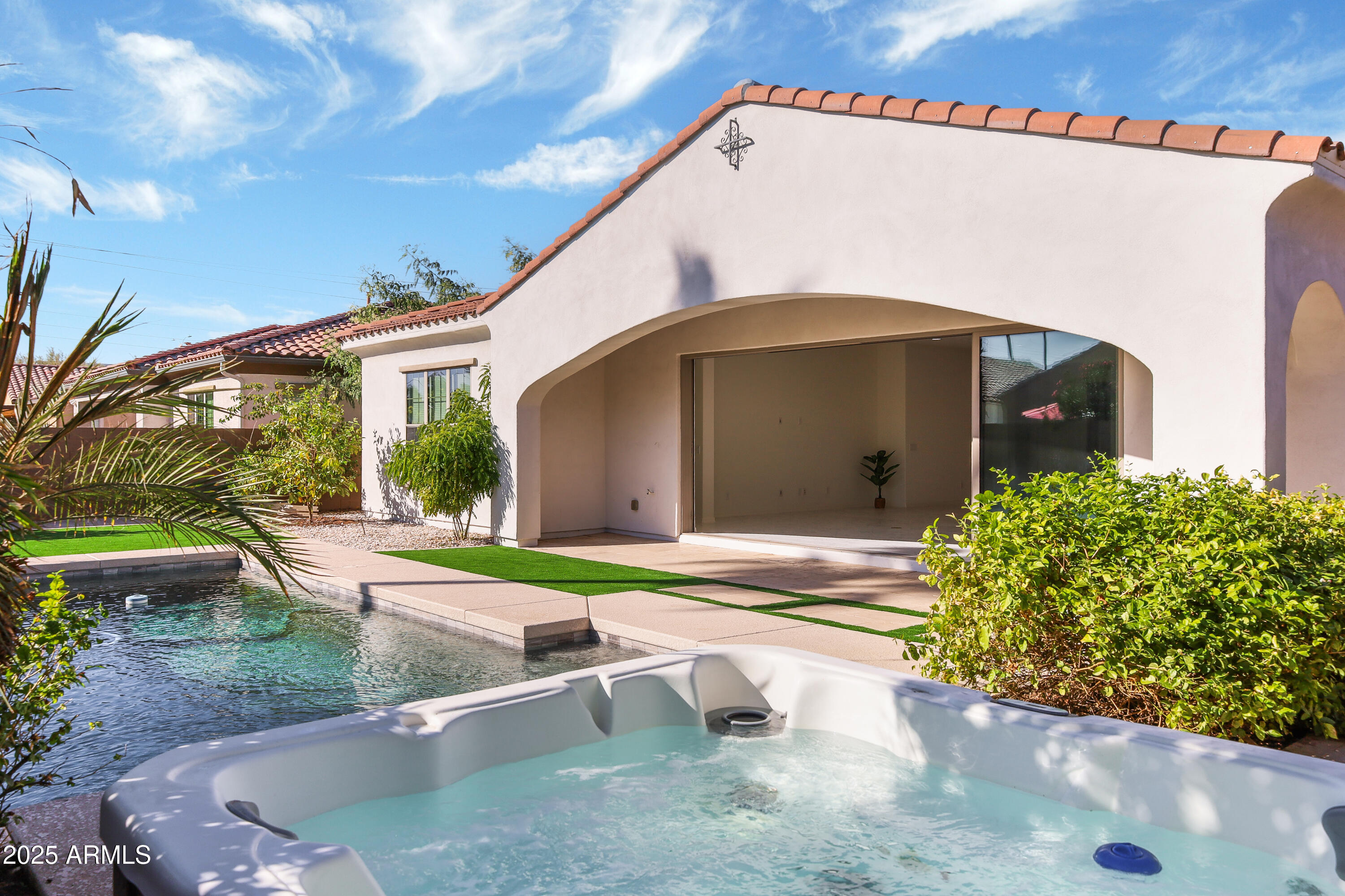 1555 W Sea Fog Drive