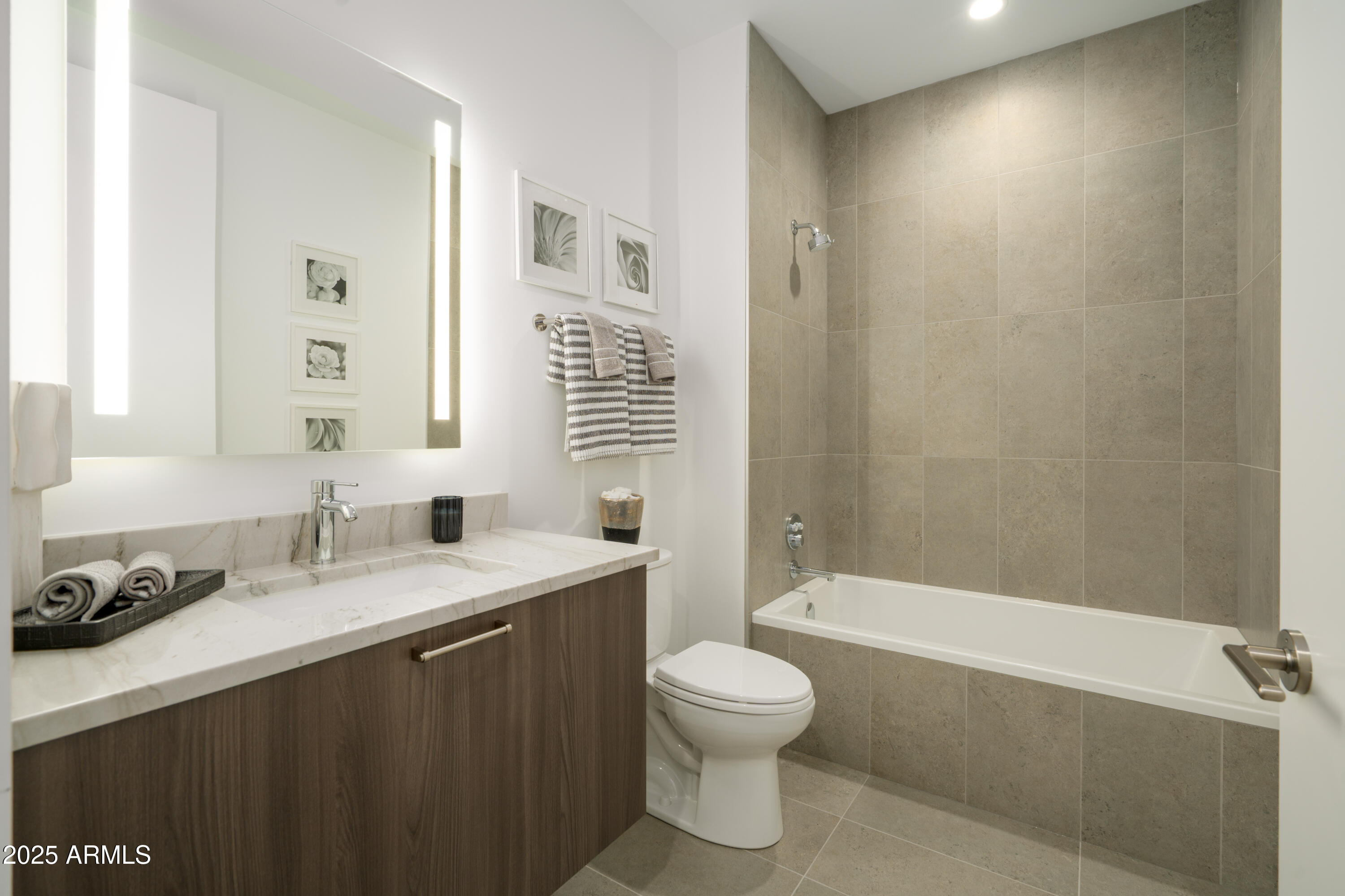 19355 N 73RD Way I2023