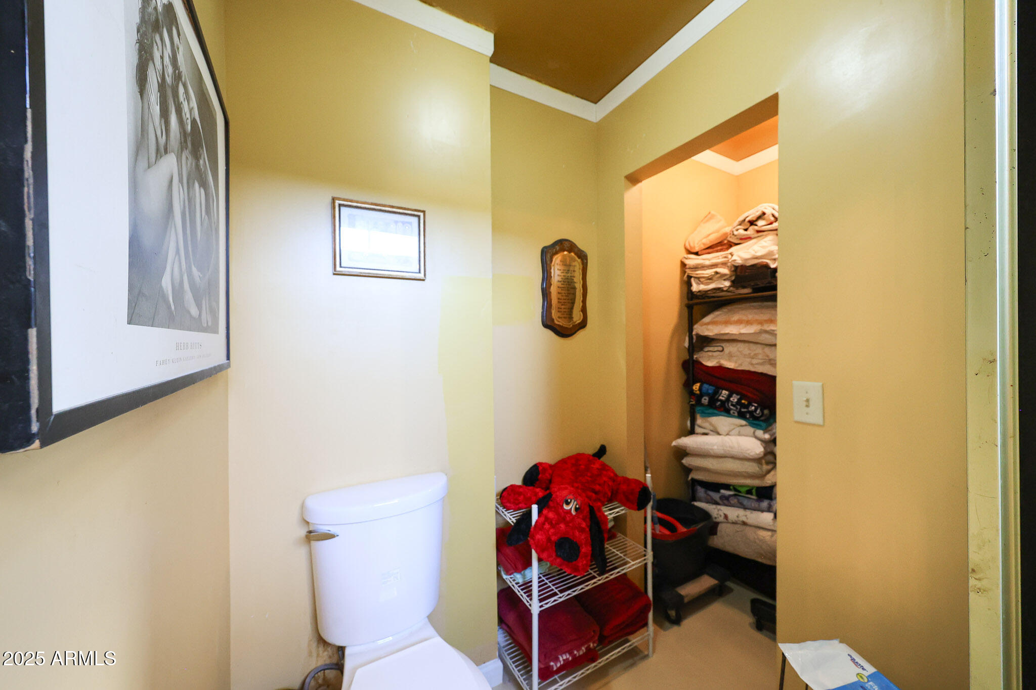 1732 W YEARLING Road