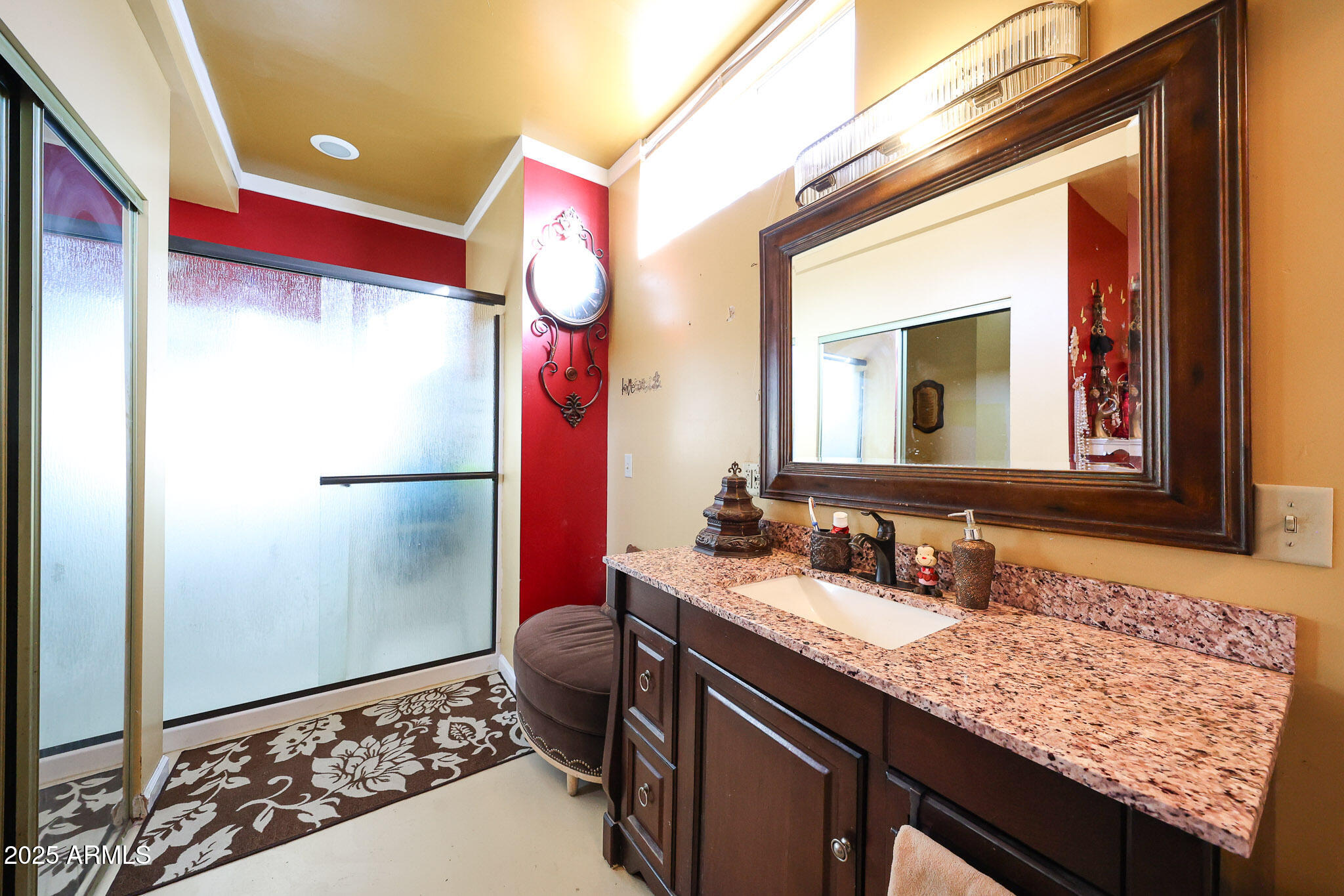 1732 W YEARLING Road