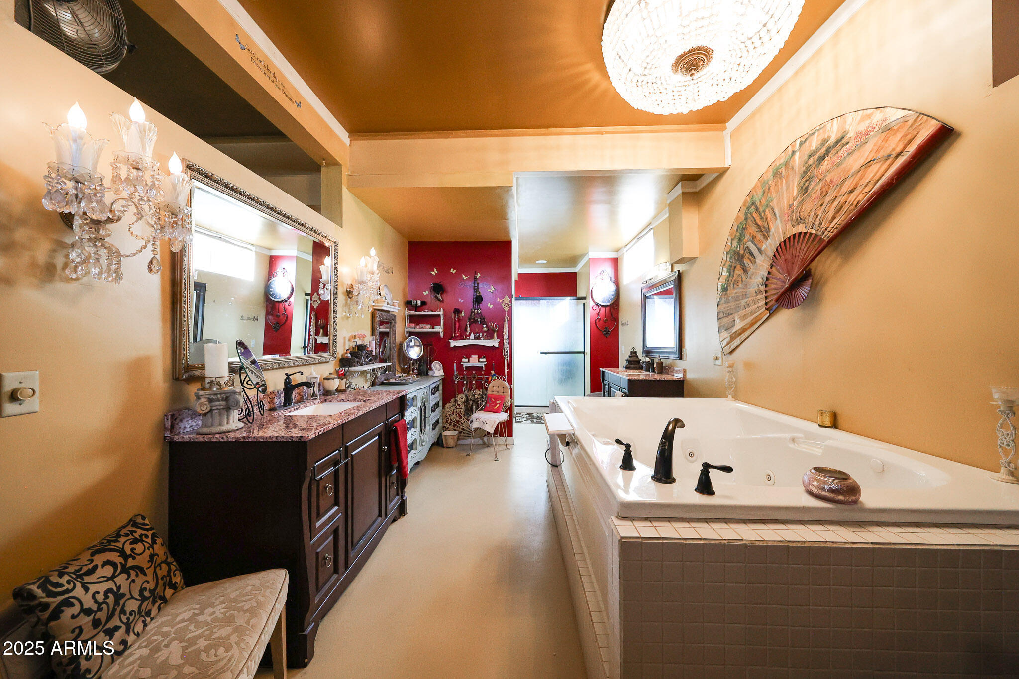 1732 W YEARLING Road