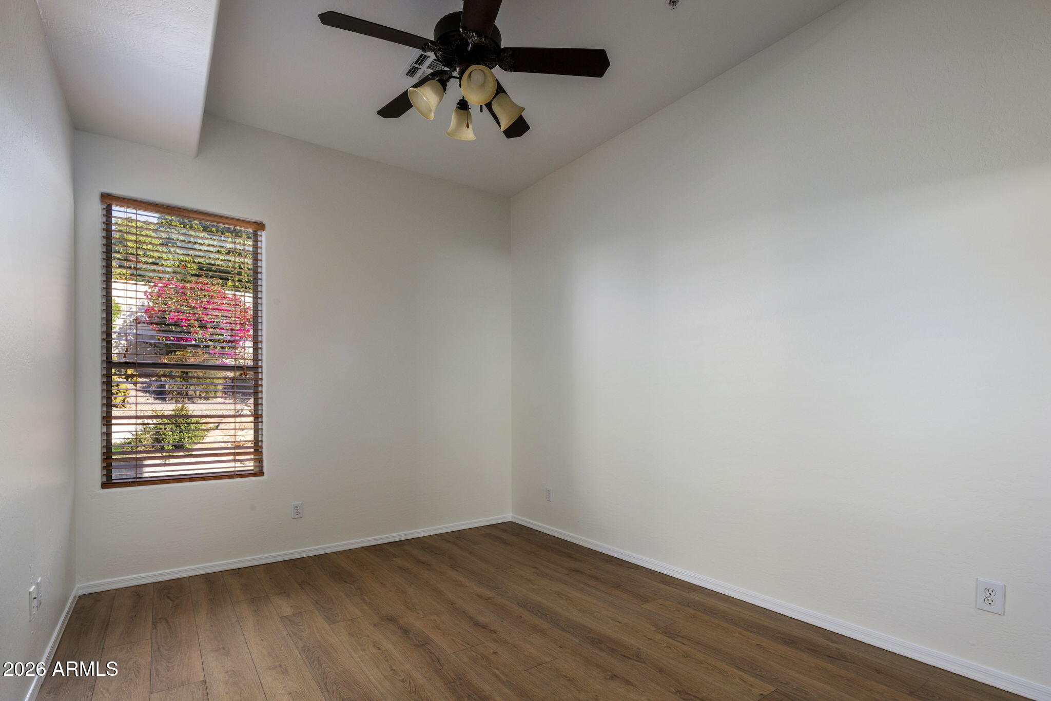 7652 E SOFTWIND Drive