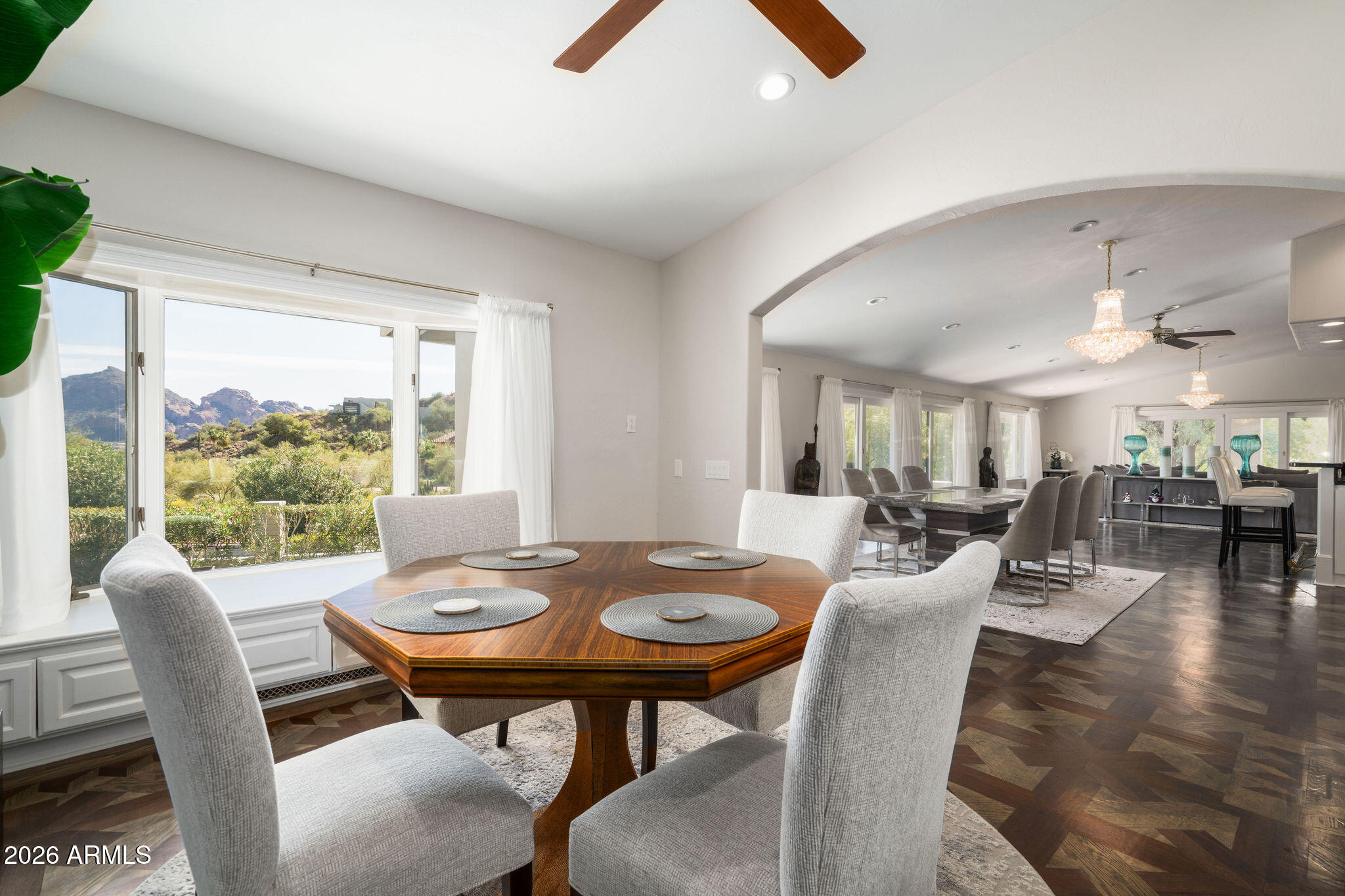 4401 E SPARKLING Lane