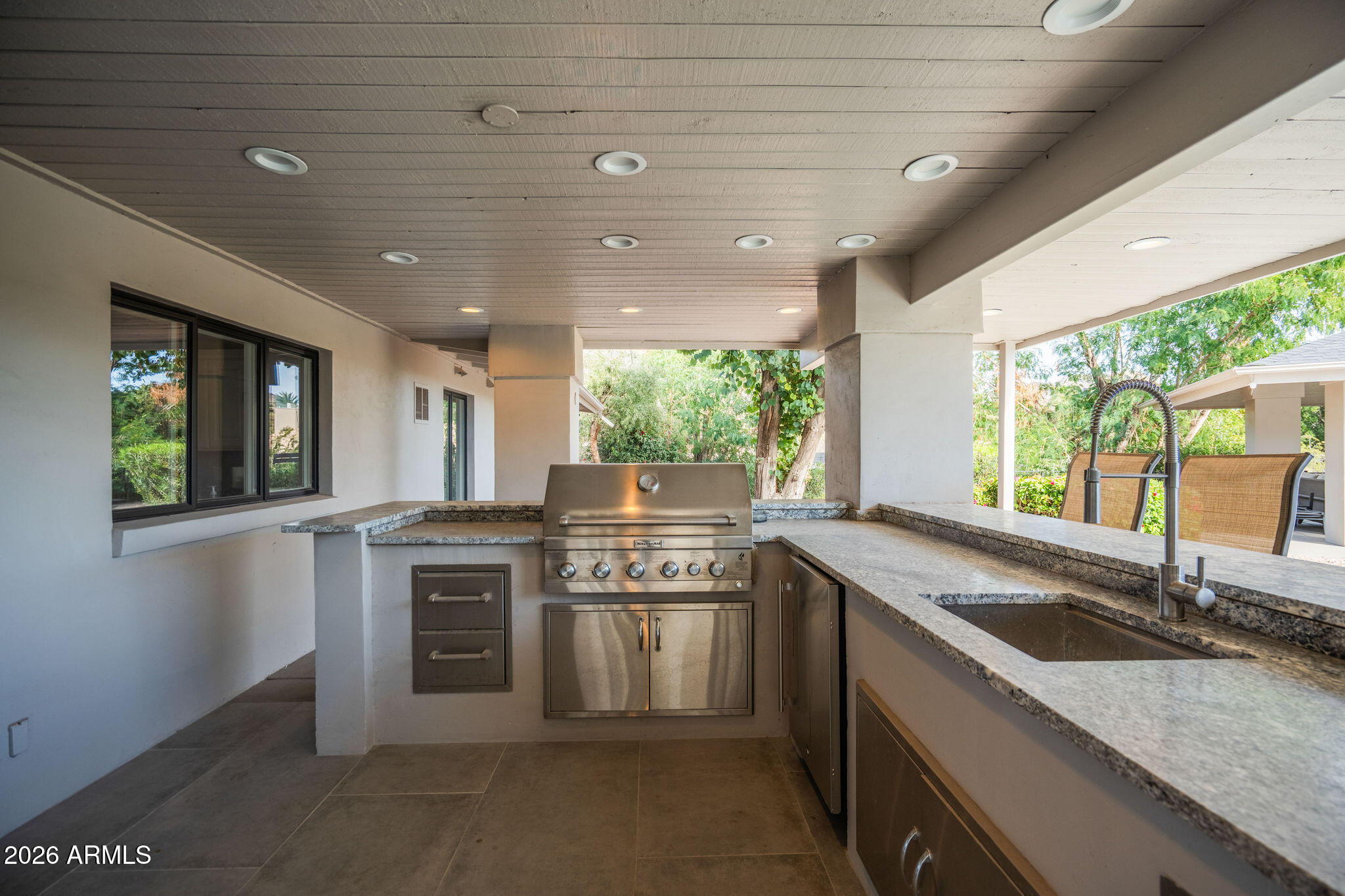 4401 E SPARKLING Lane