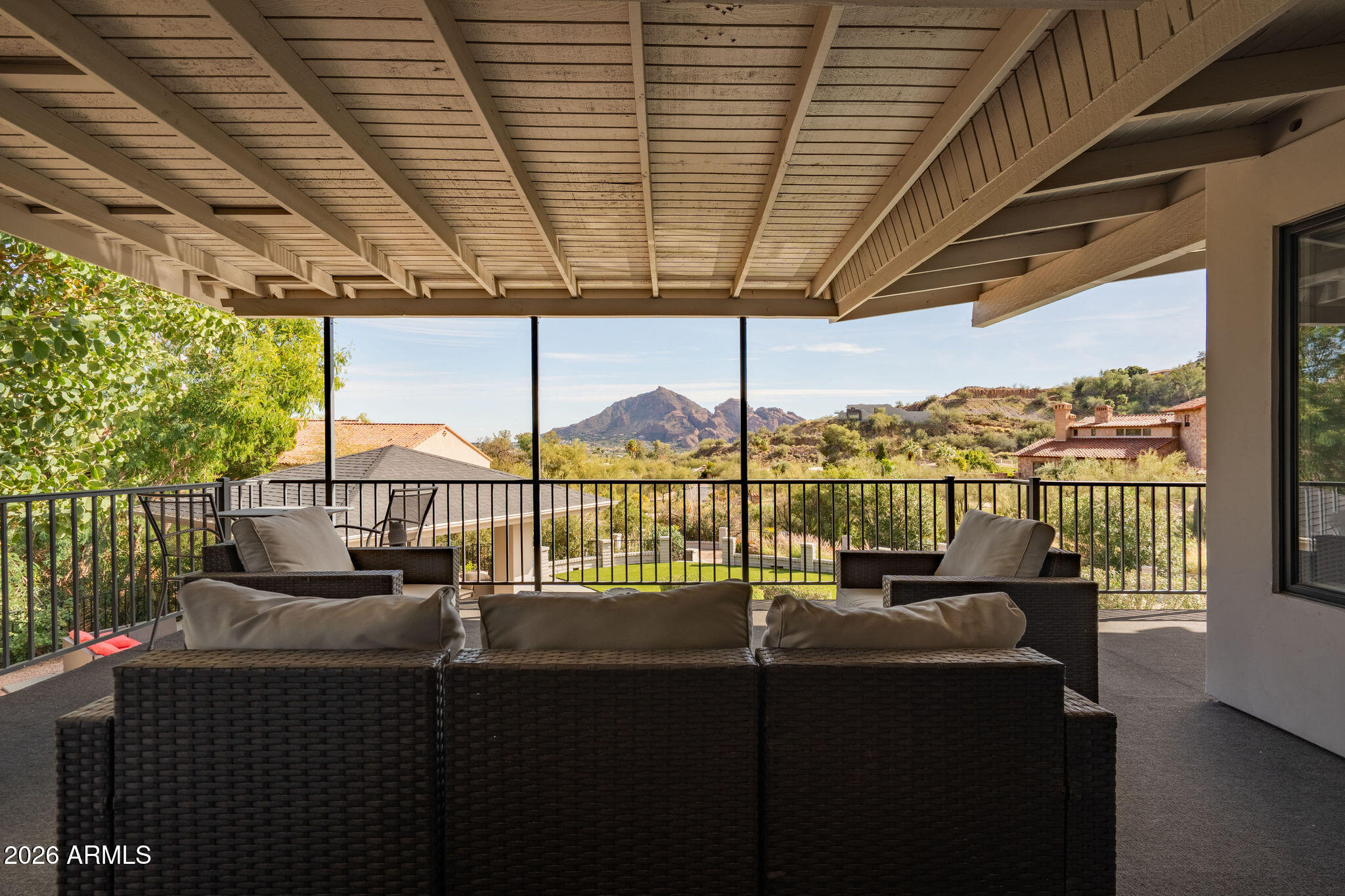 4401 E SPARKLING Lane