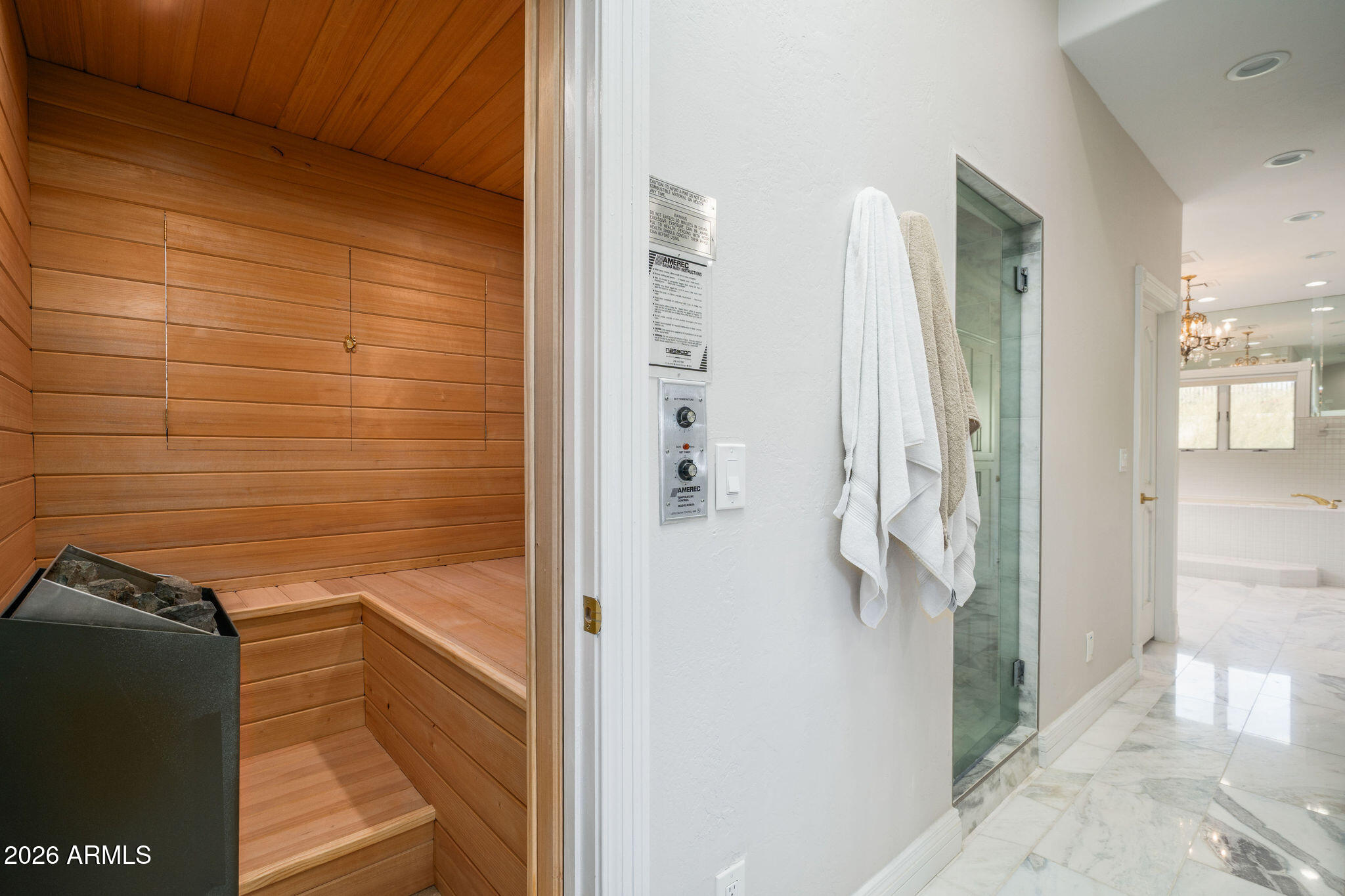 4401 E SPARKLING Lane