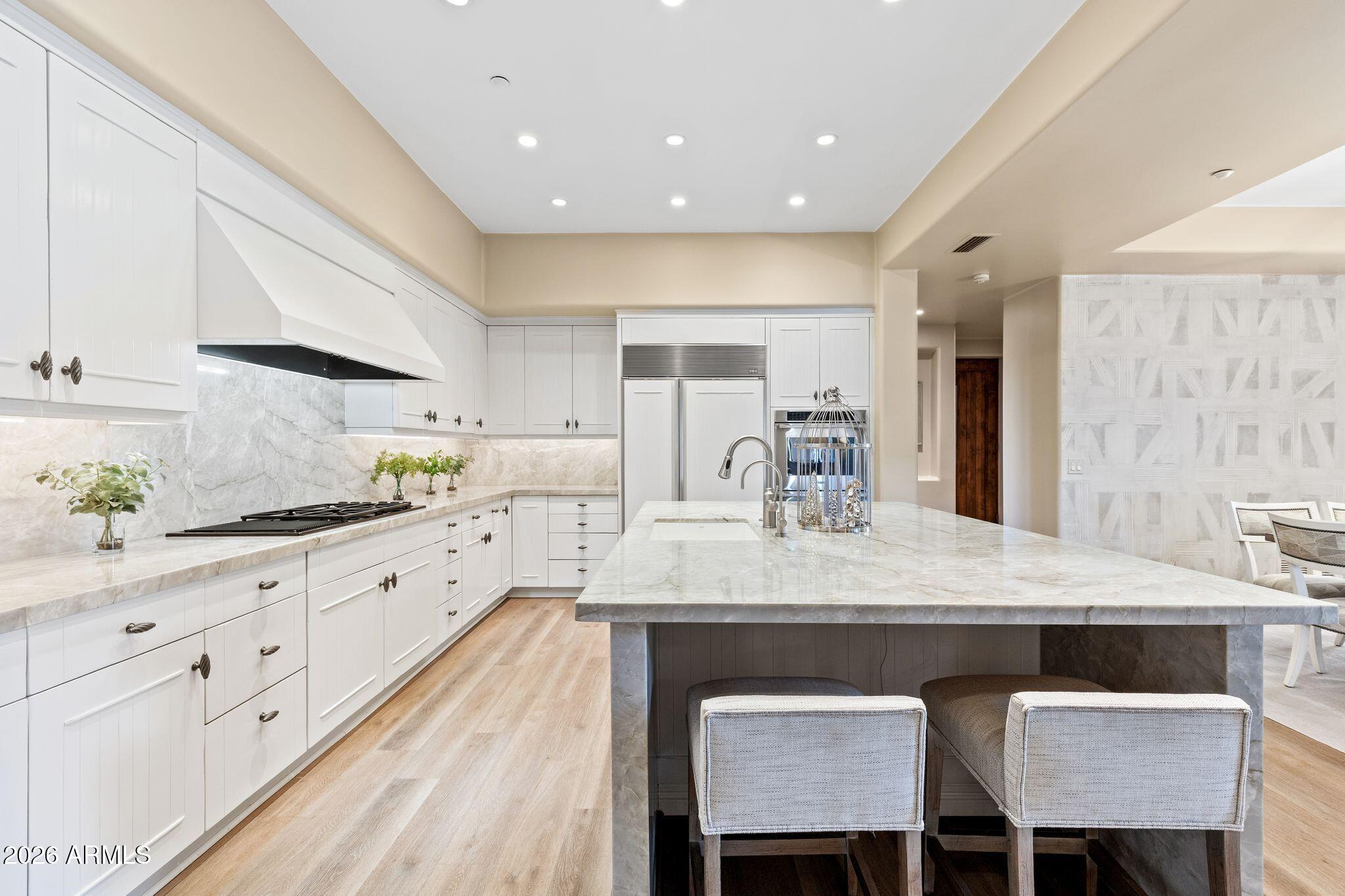 9290 E THOMPSON PEAK Parkway 493