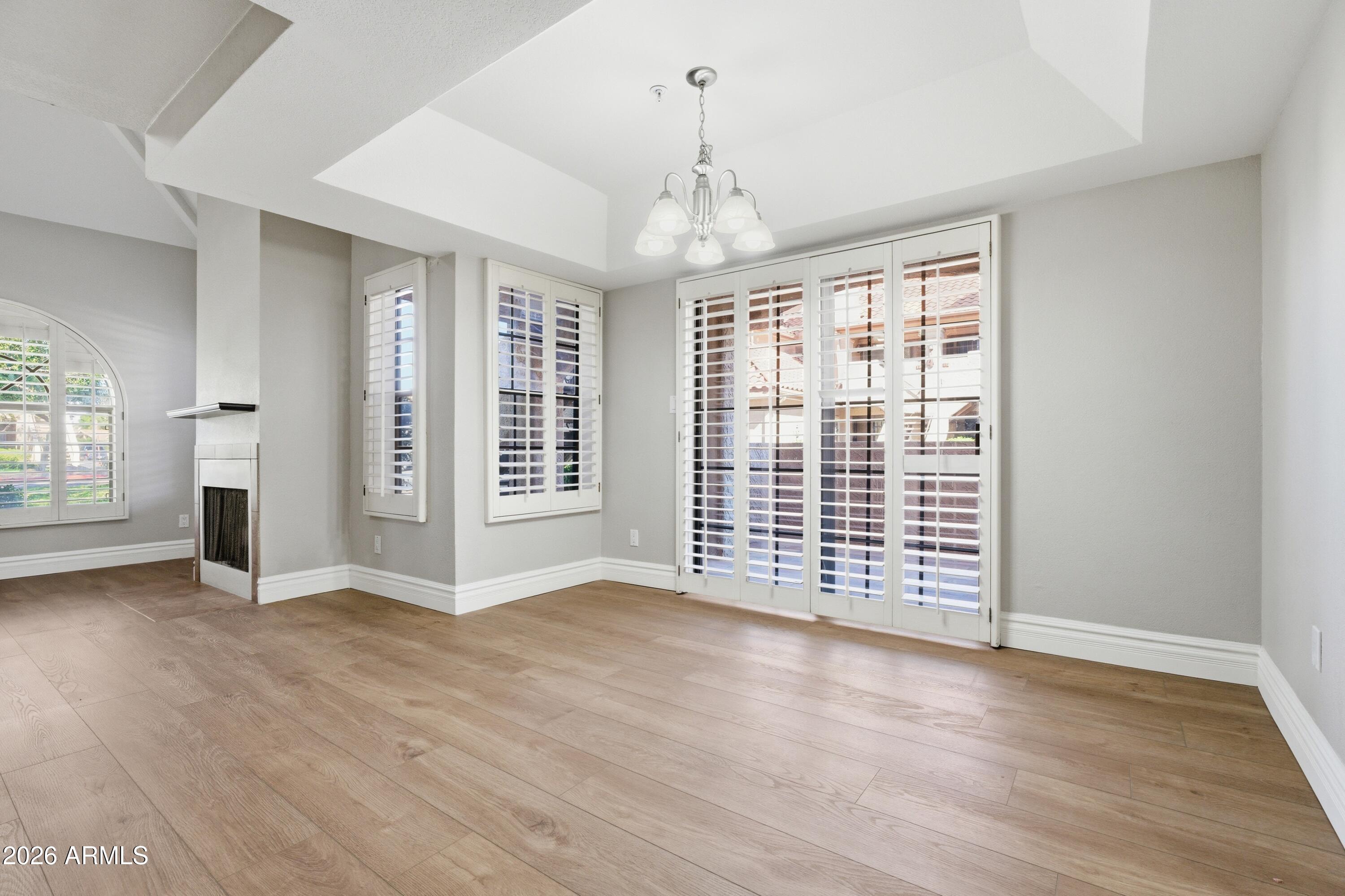 1211 N MILLER Road 101