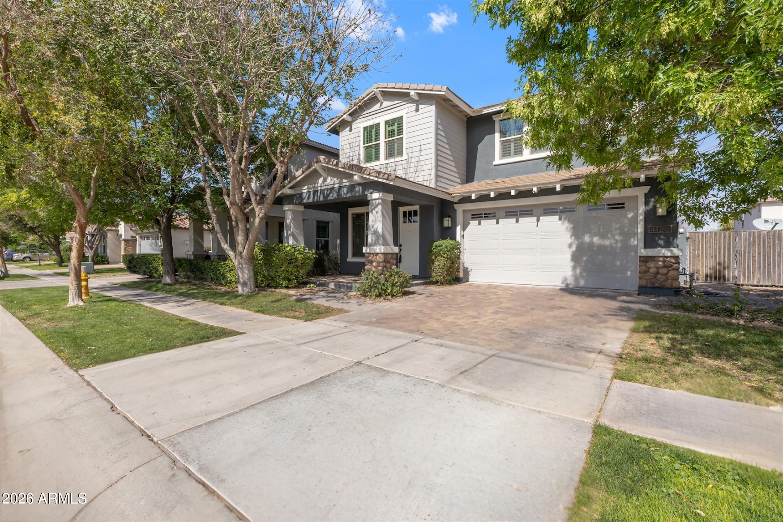 4126 E RAWHIDE Street