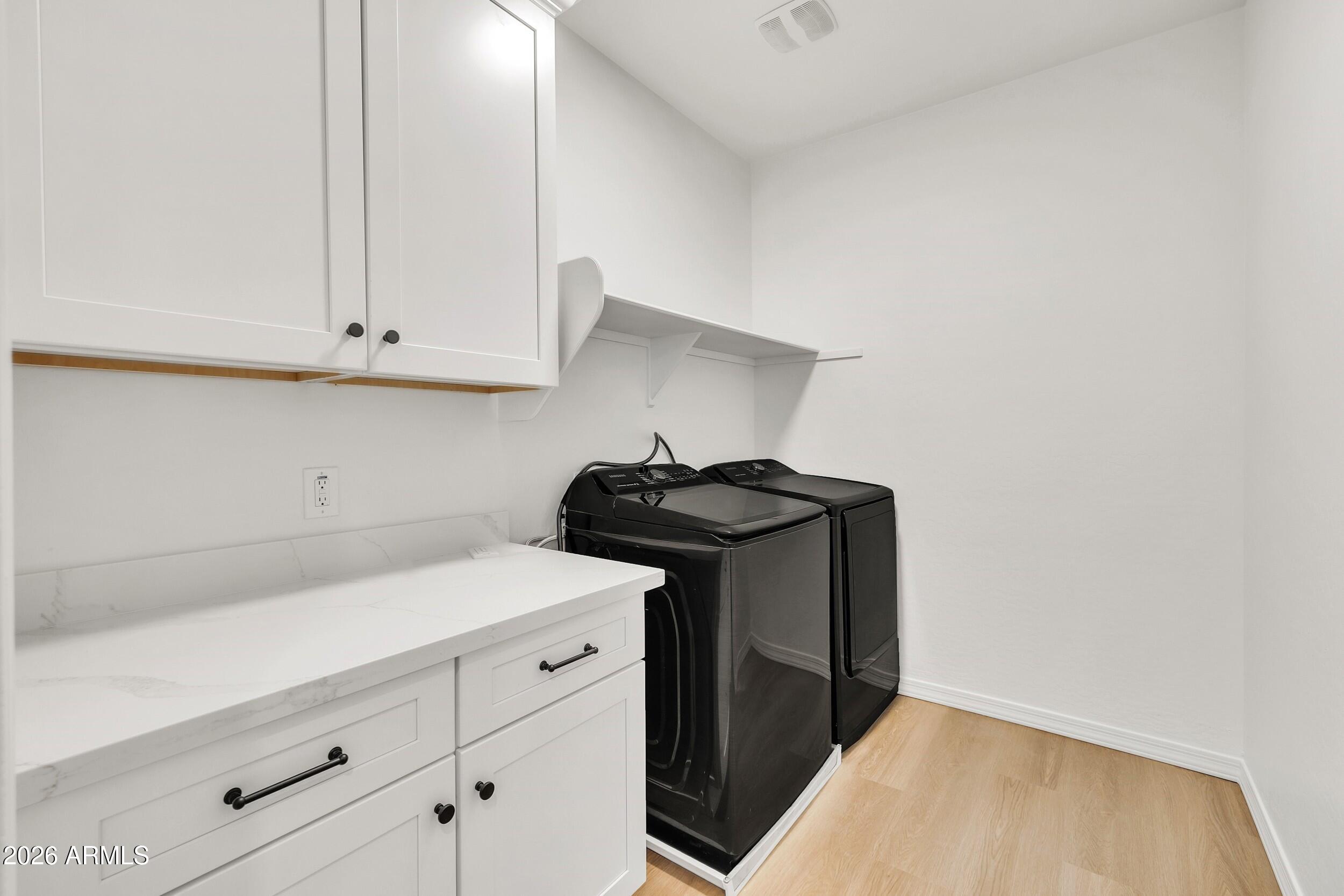 4126 E RAWHIDE Street