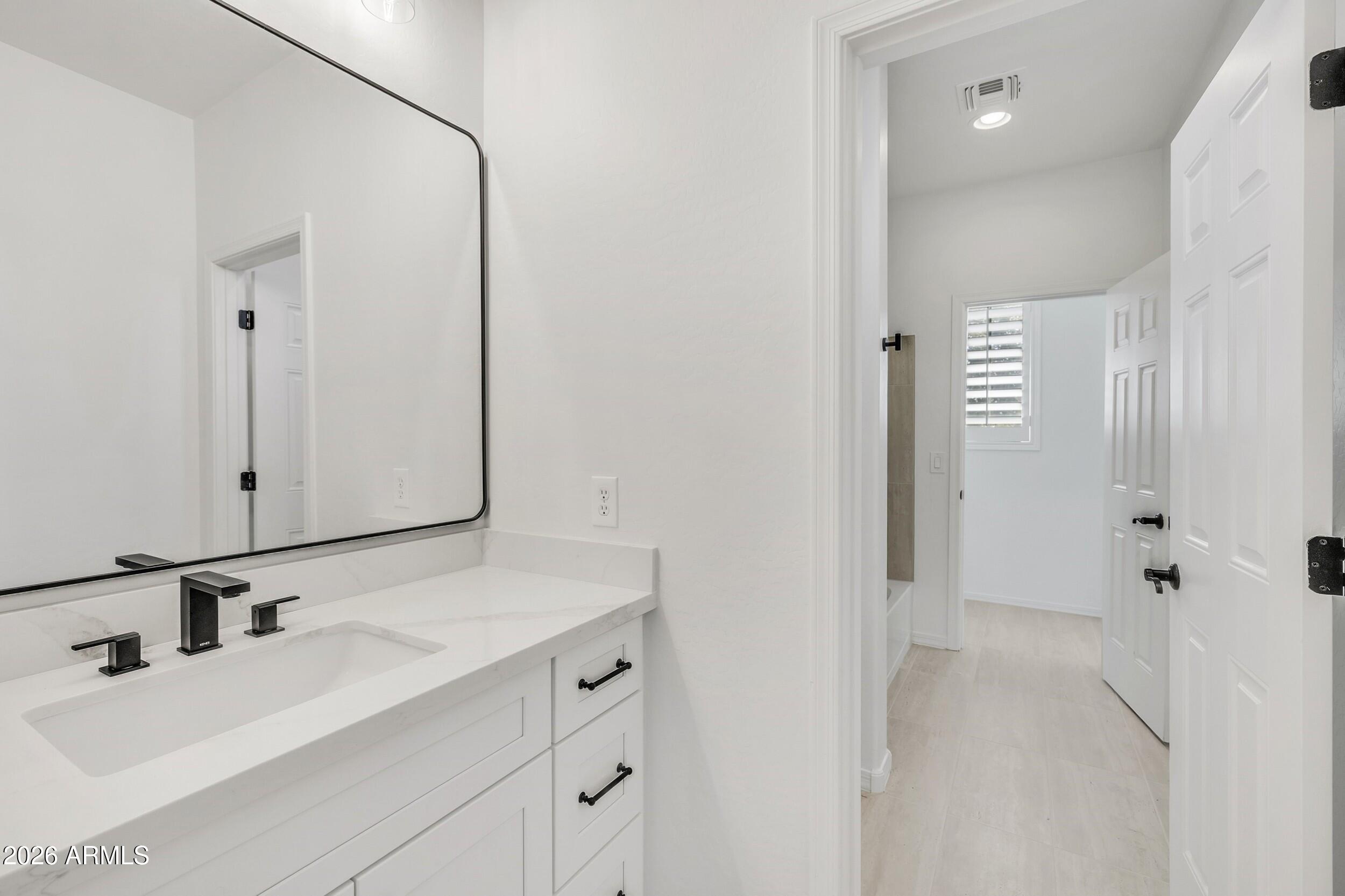 4126 E RAWHIDE Street