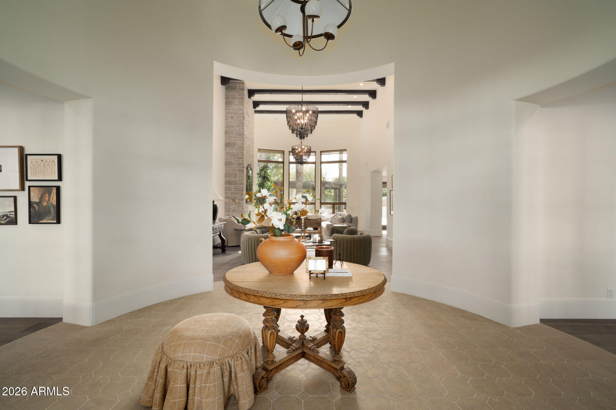 6641 E MEADOWLARK Lane