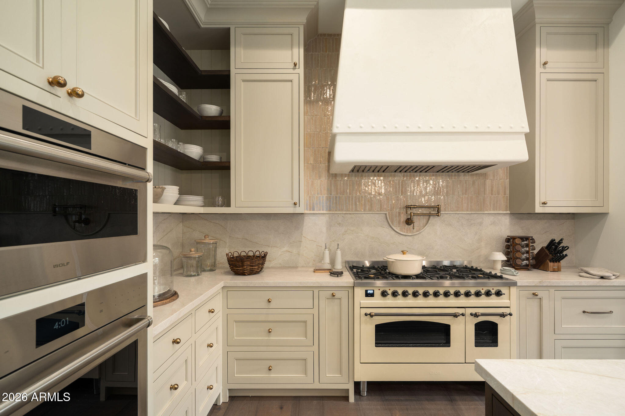 6641 E MEADOWLARK Lane