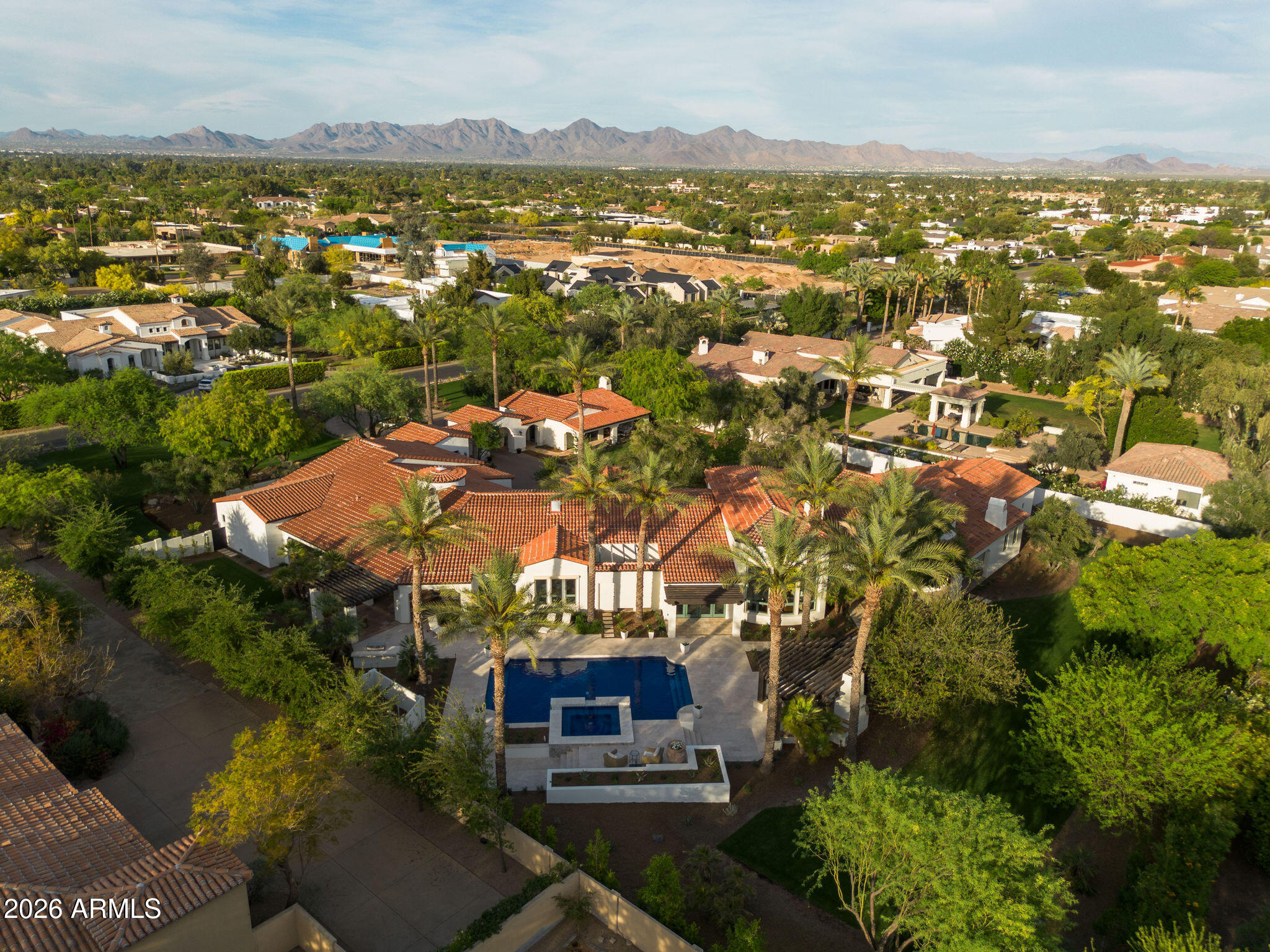 6641 E MEADOWLARK Lane