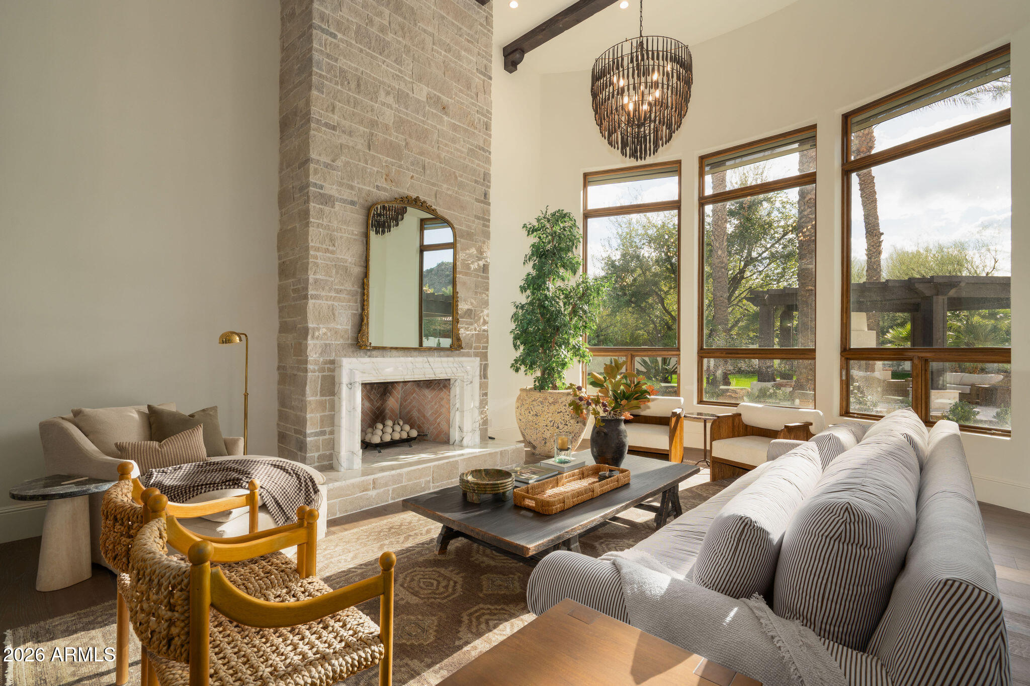 6641 E MEADOWLARK Lane