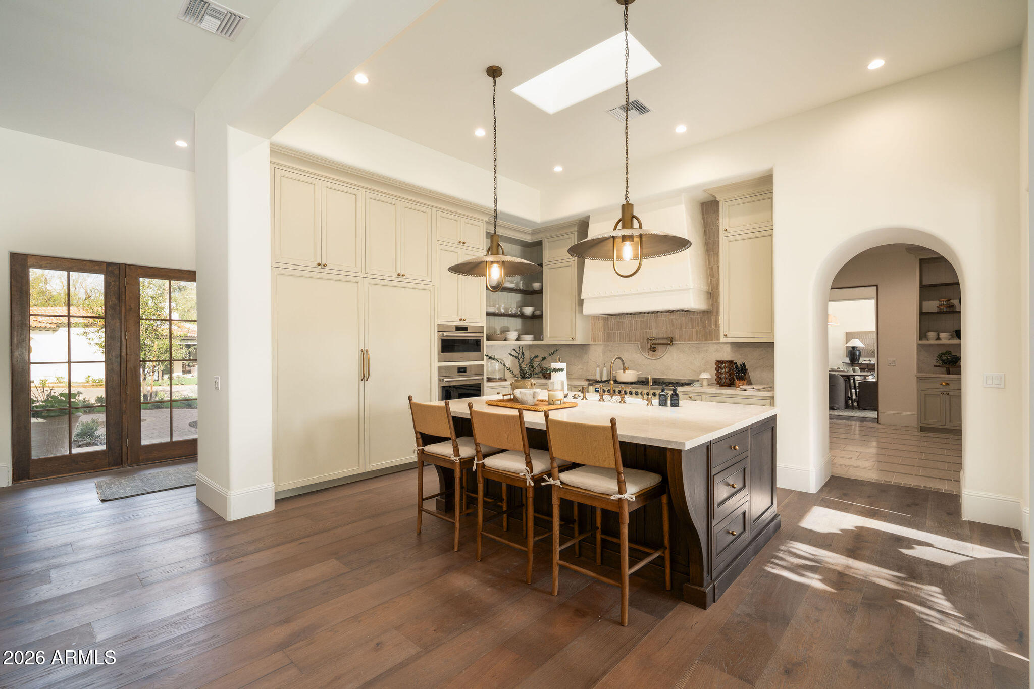 6641 E MEADOWLARK Lane