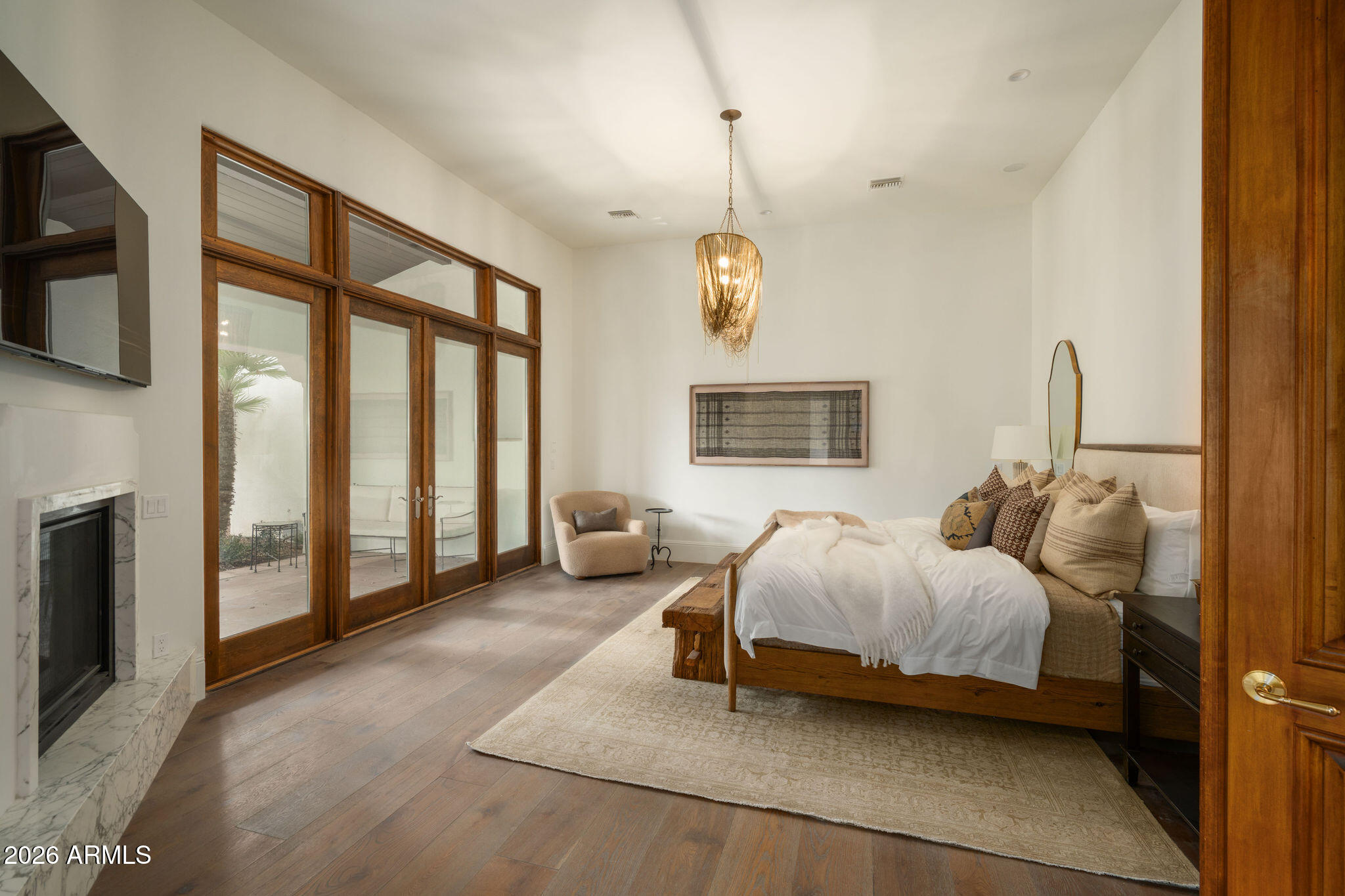 6641 E MEADOWLARK Lane