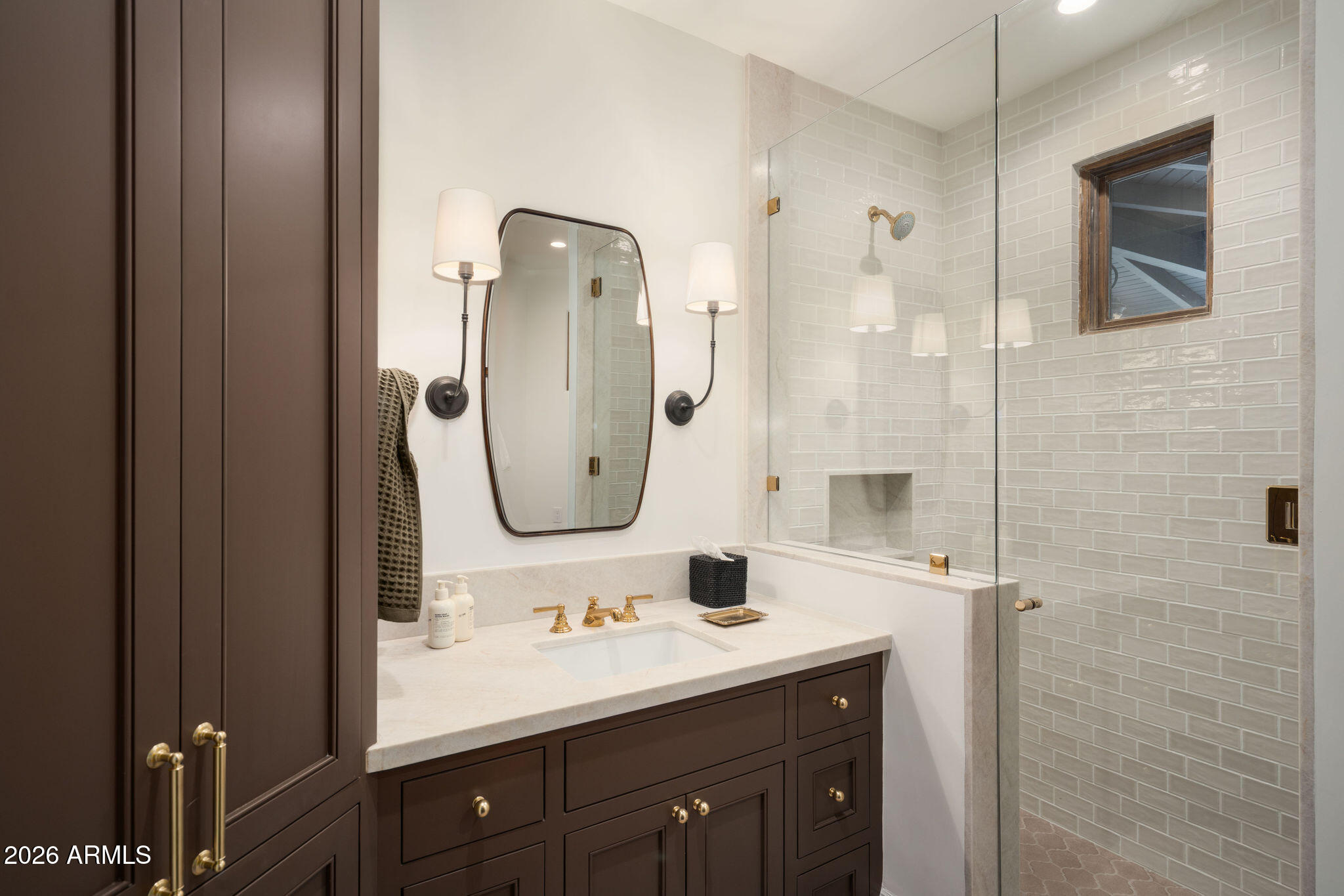 6641 E MEADOWLARK Lane