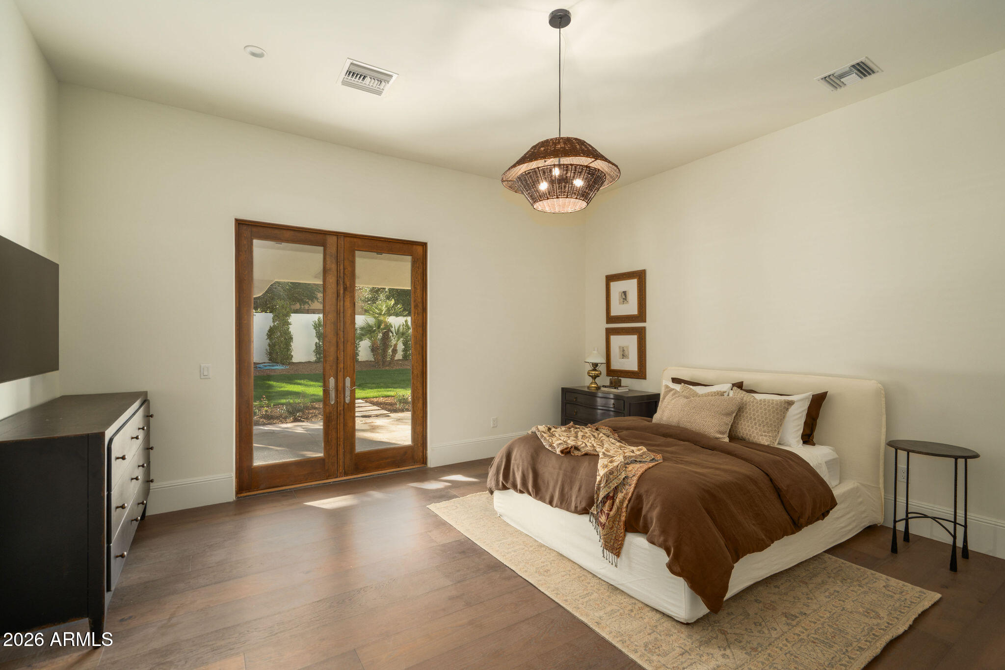 6641 E MEADOWLARK Lane