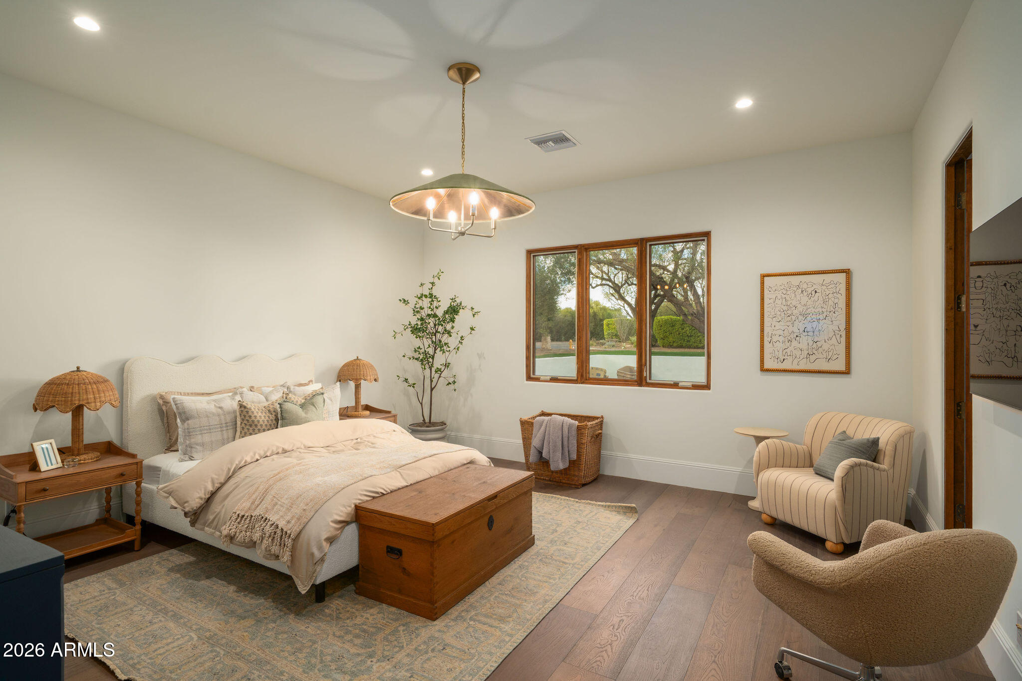 6641 E MEADOWLARK Lane