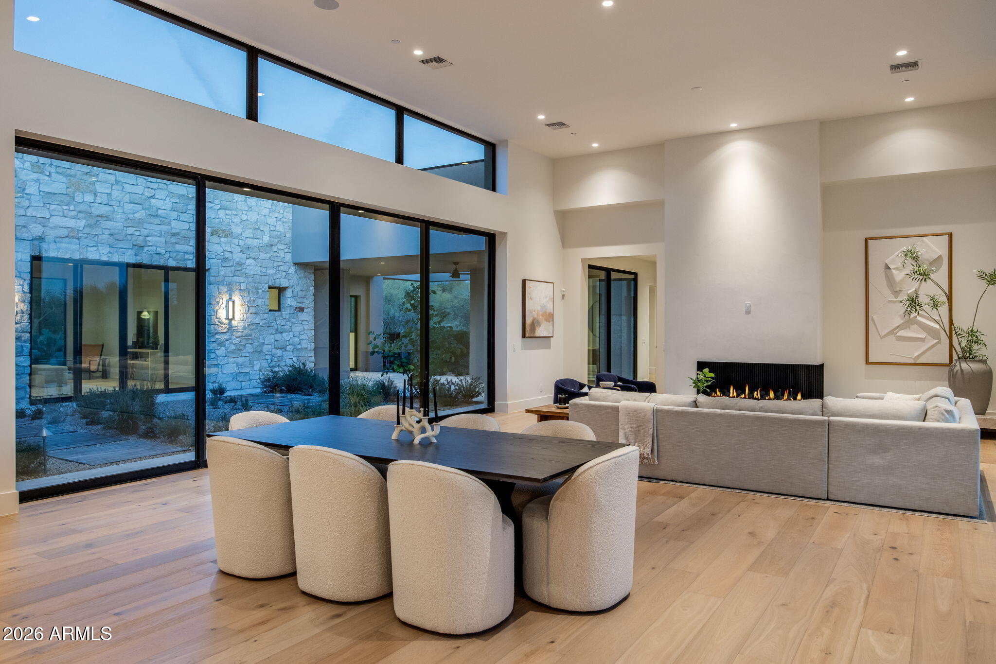 7498 E WHISPER ROCK Trail