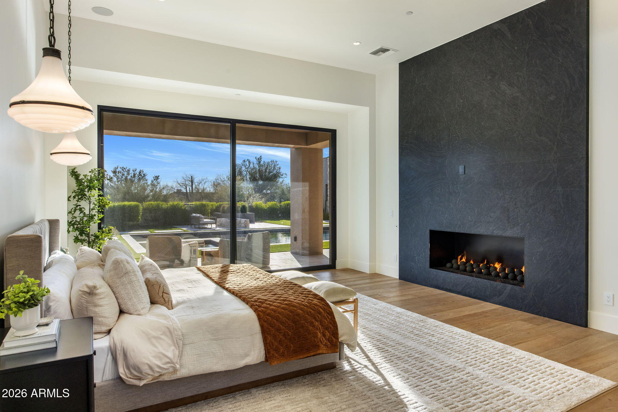 7498 E WHISPER ROCK Trail