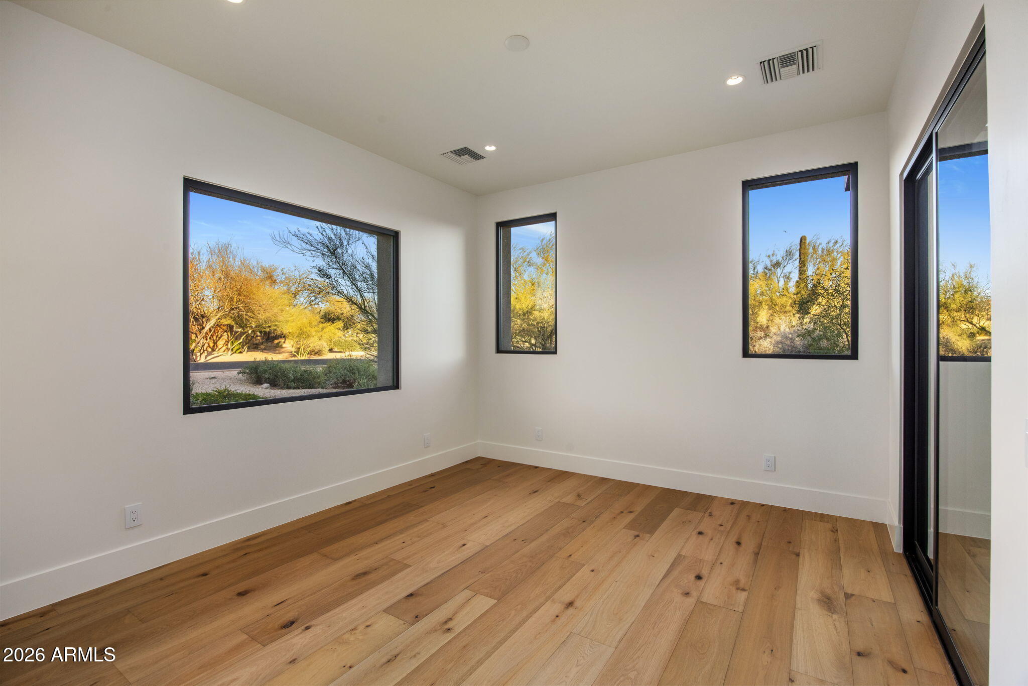 7498 E WHISPER ROCK Trail