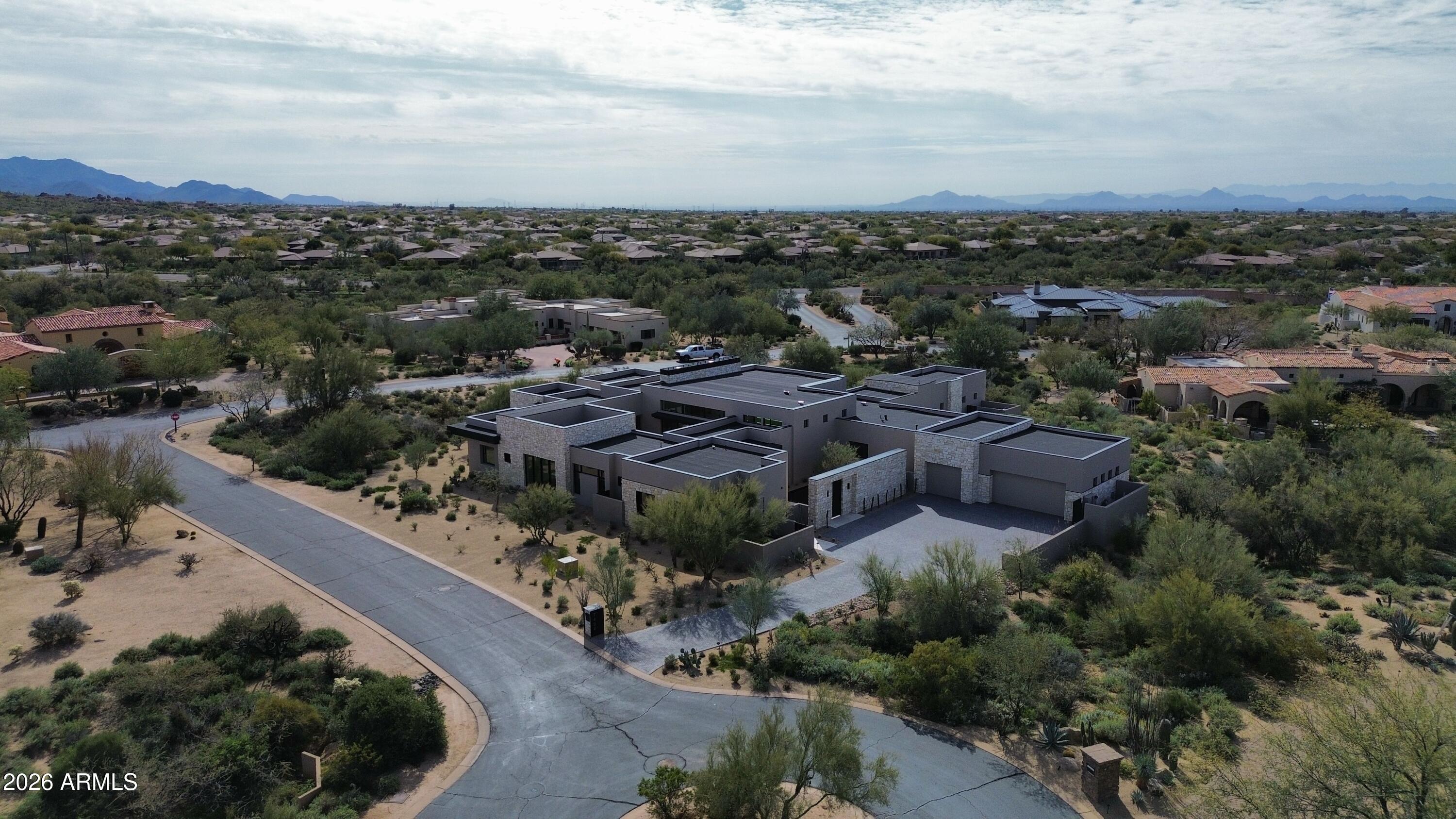 7498 E WHISPER ROCK Trail