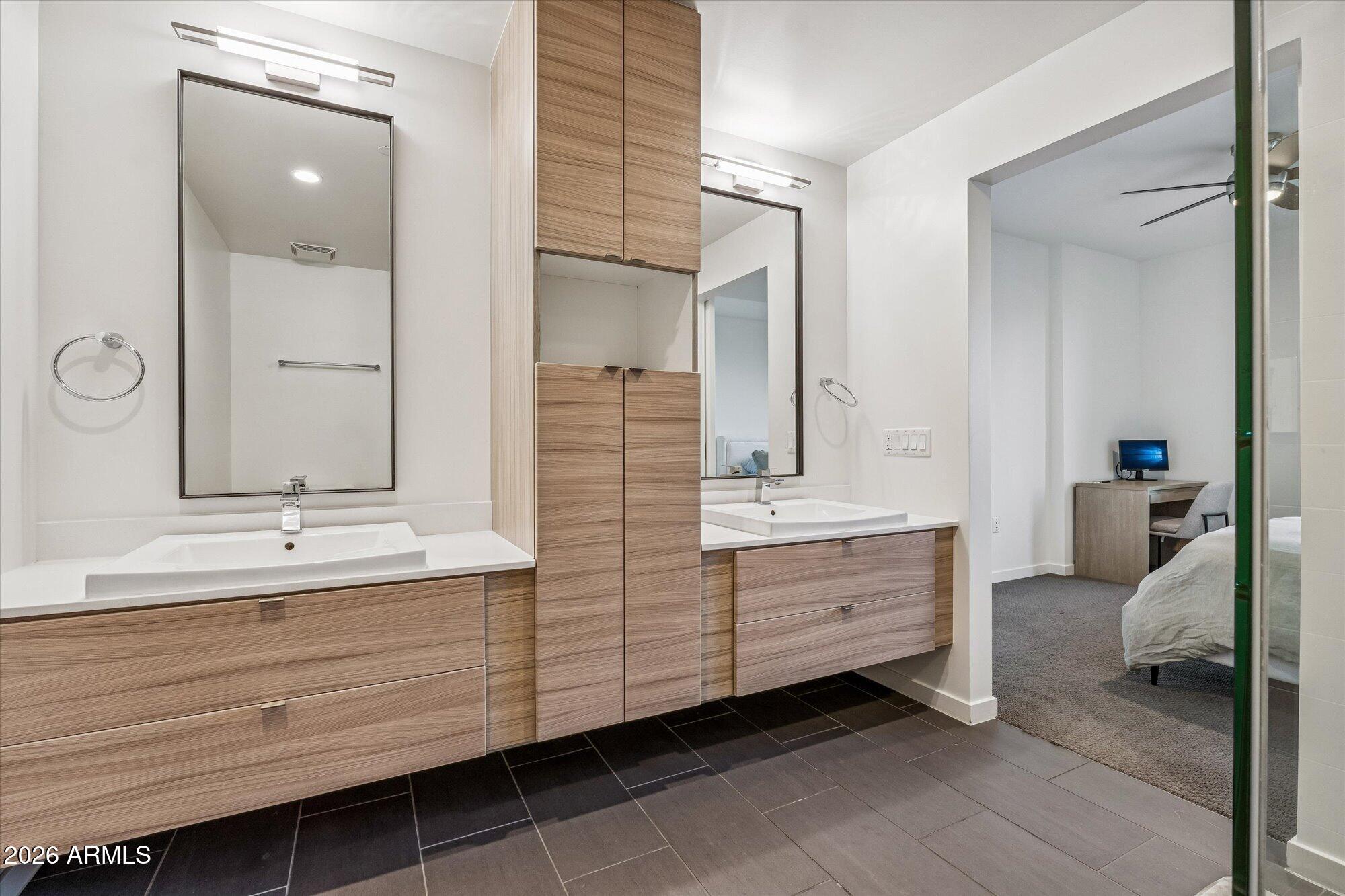 200 W PORTLAND Street 416