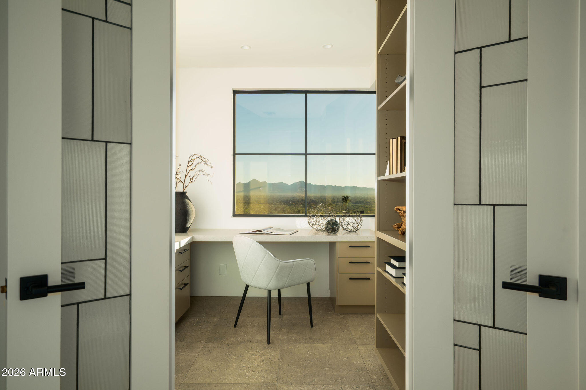 5939 E QUARTZ MOUNTAIN Road