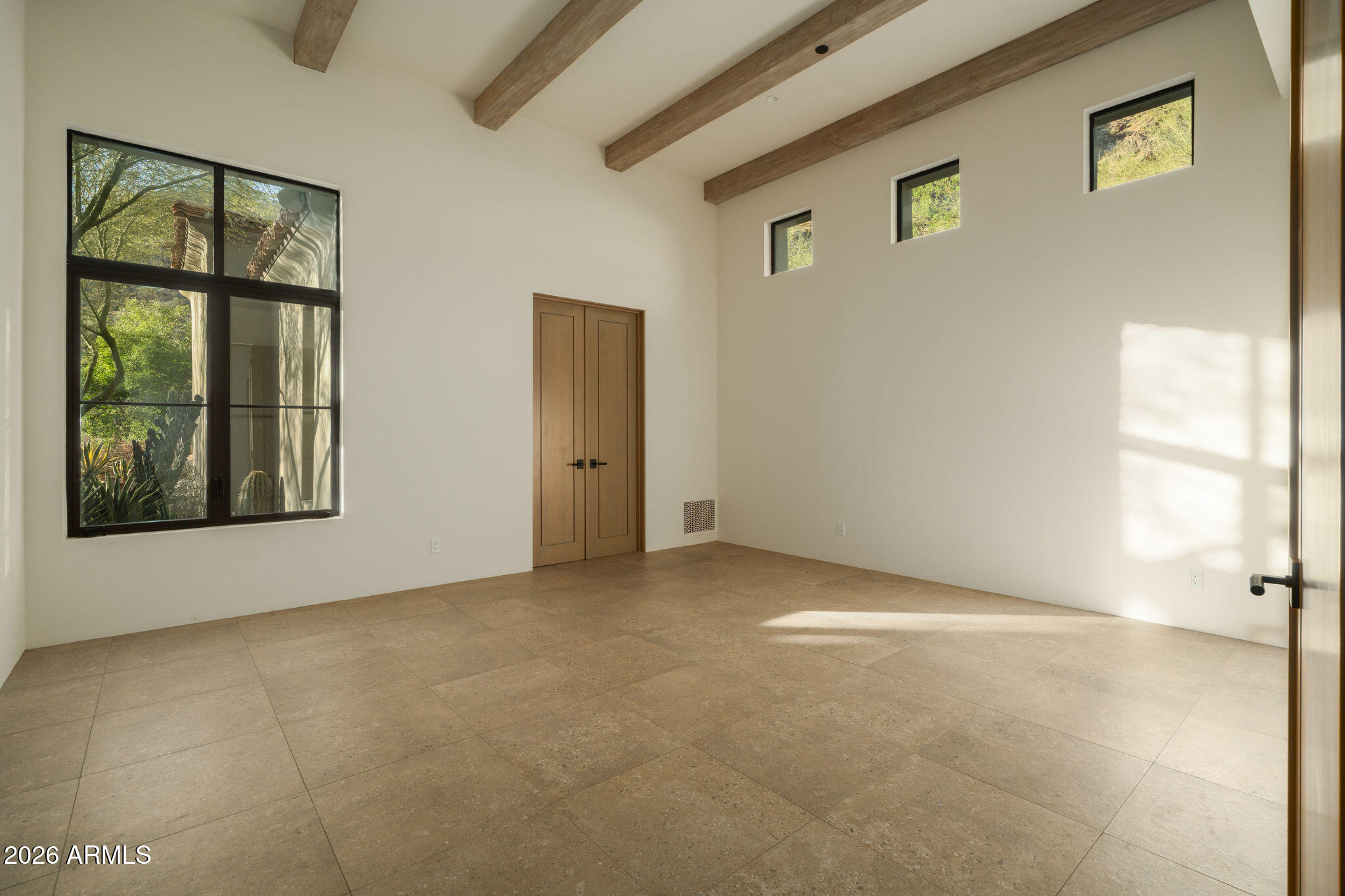 5939 E QUARTZ MOUNTAIN Road