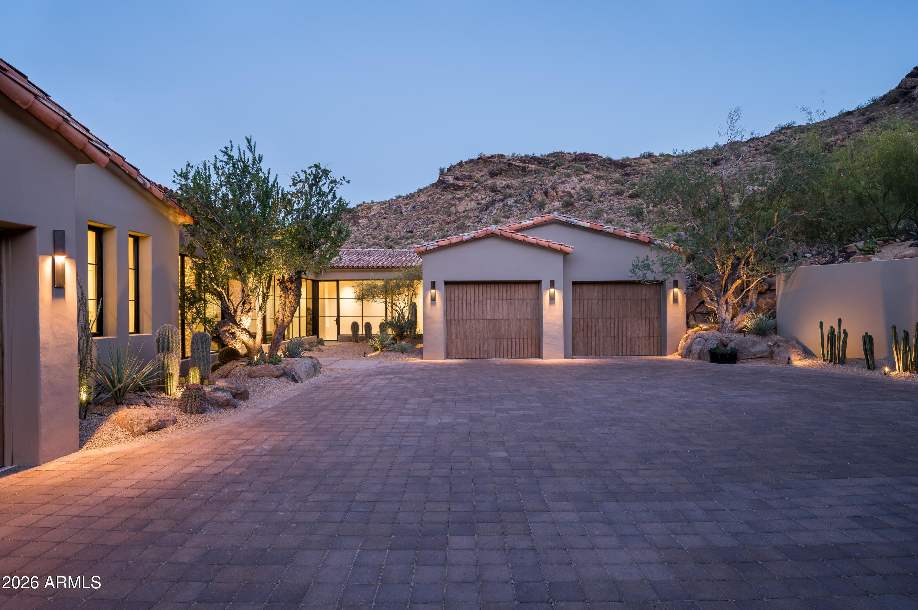 5939 E QUARTZ MOUNTAIN Road