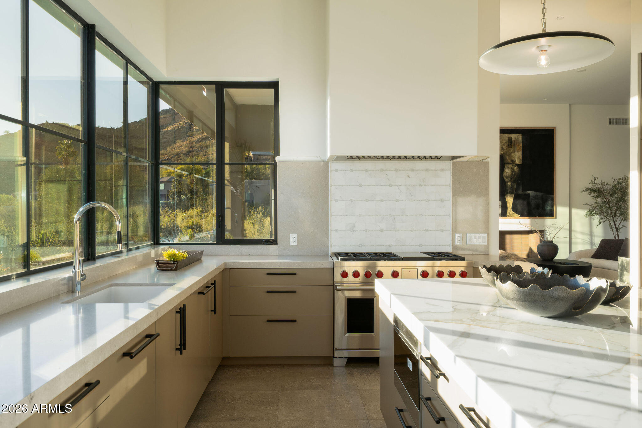 5939 E QUARTZ MOUNTAIN Road