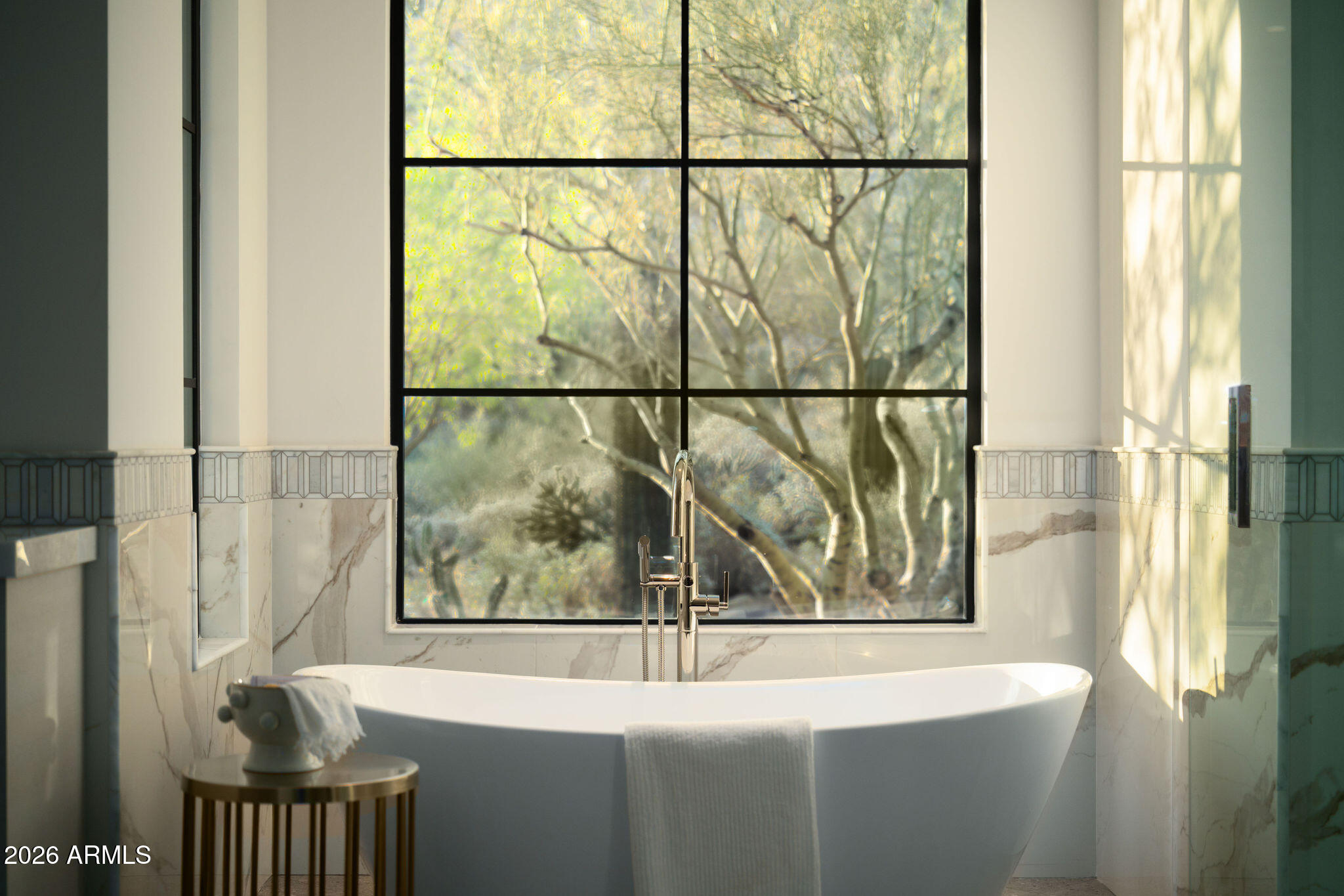 5939 E QUARTZ MOUNTAIN Road