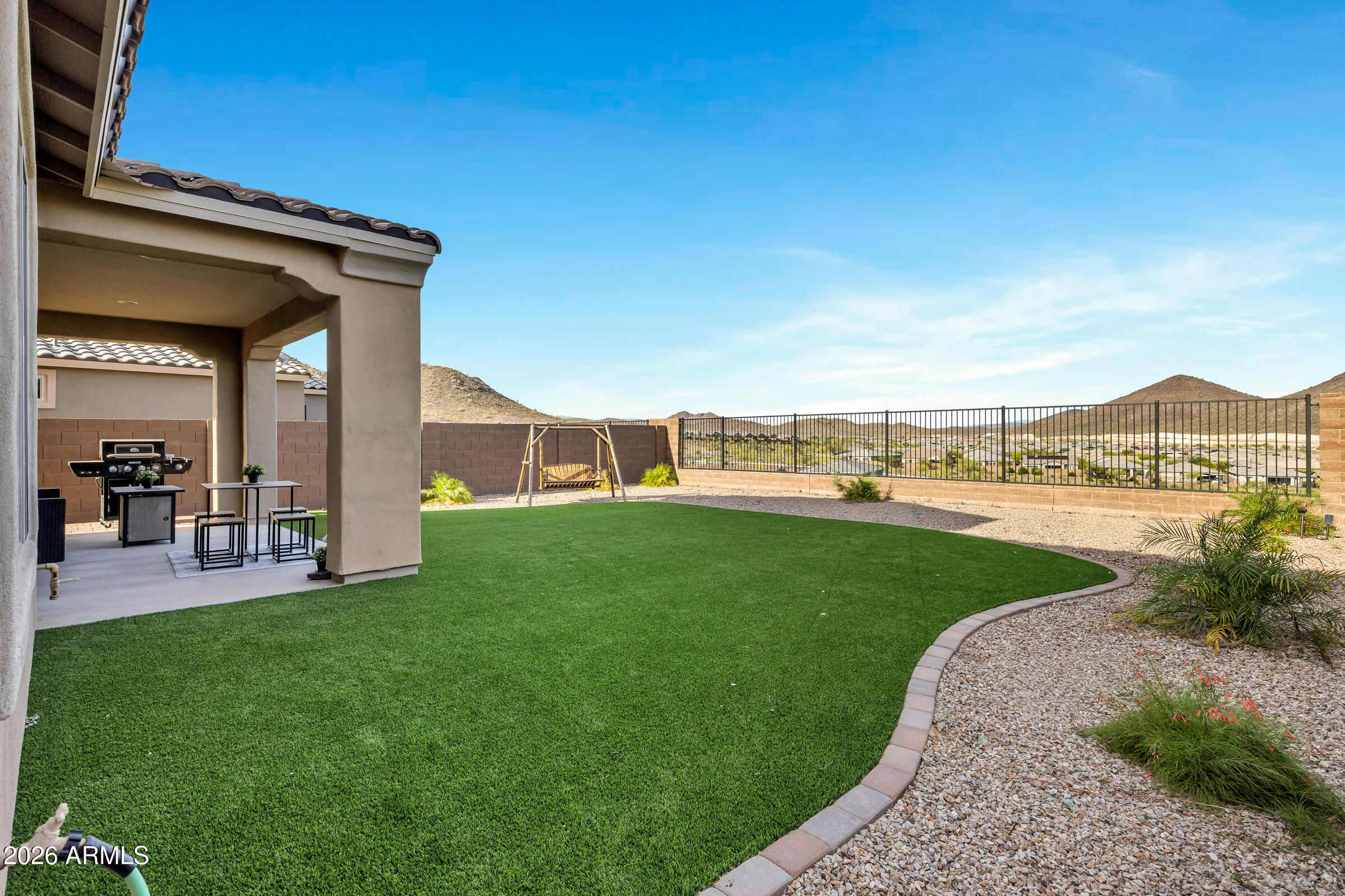 13510 W CALLE DE POMPAS