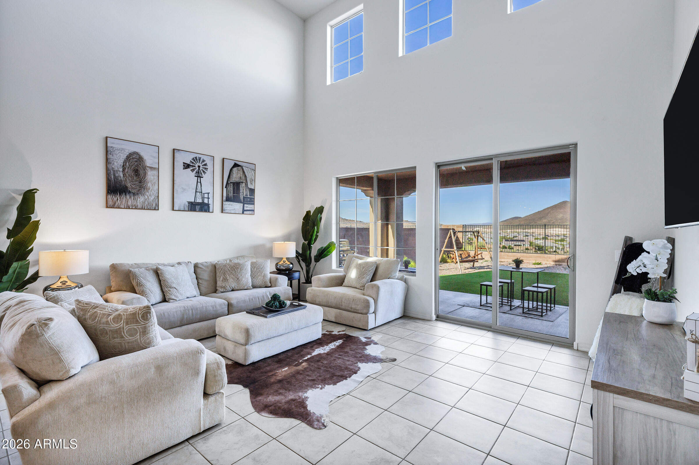13510 W CALLE DE POMPAS