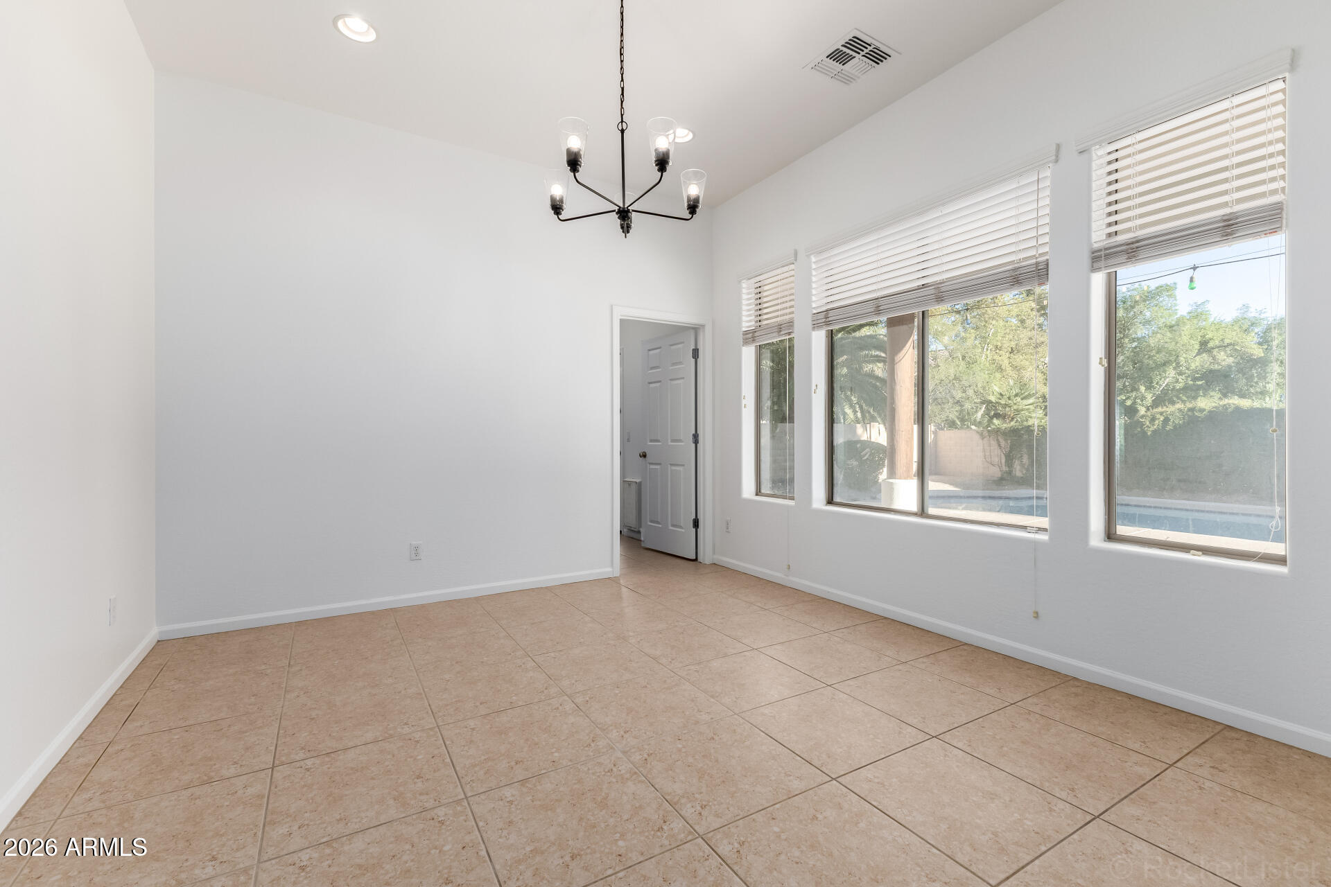 851 E DESERT INN Drive