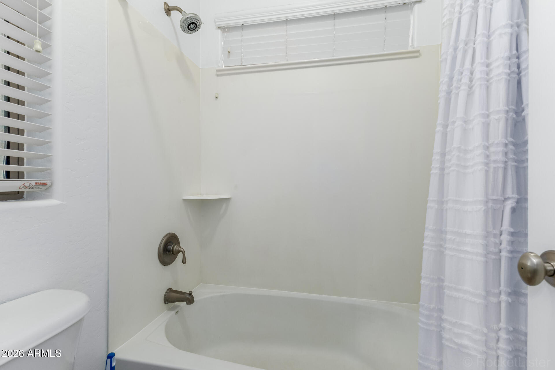 851 E DESERT INN Drive