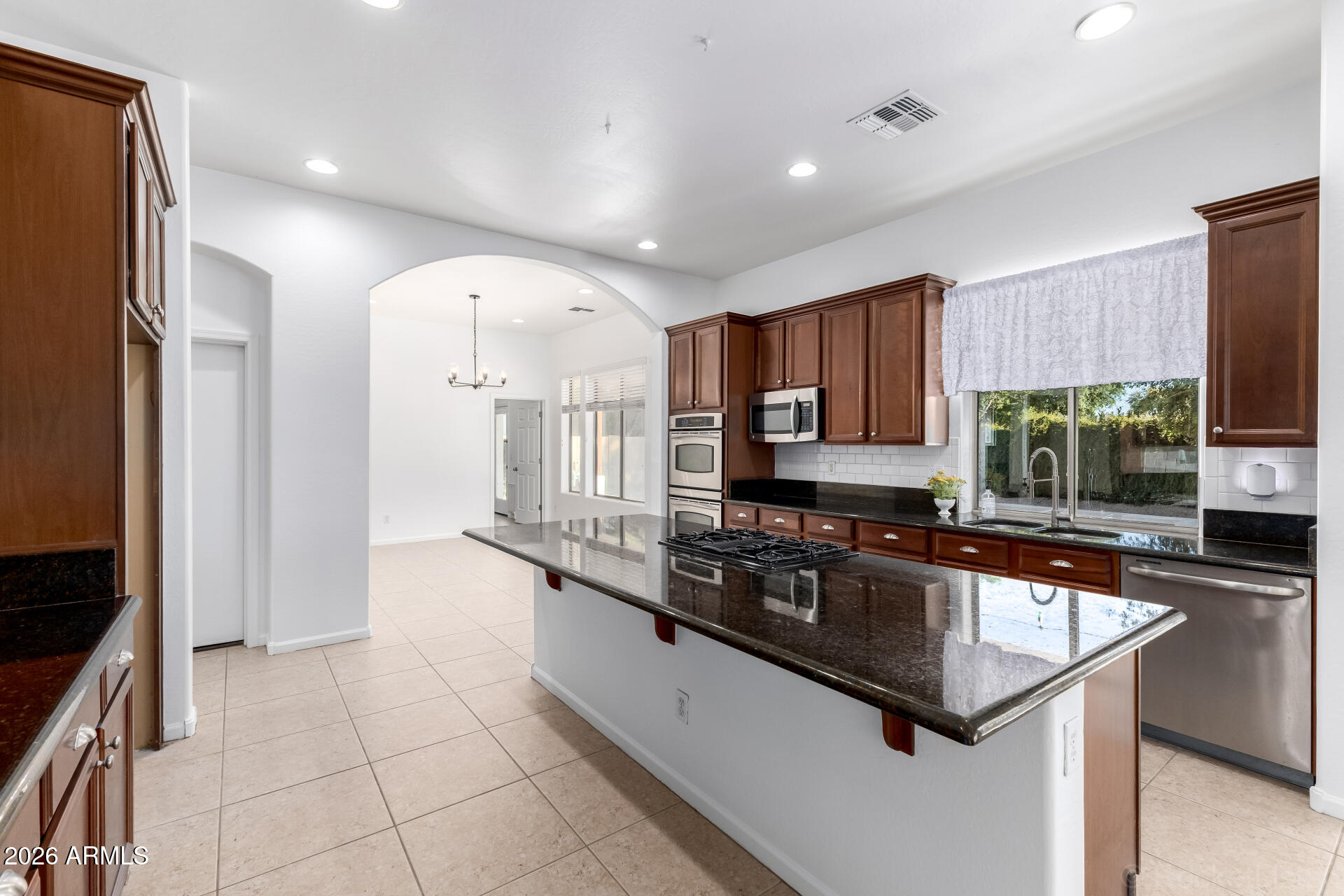 851 E DESERT INN Drive
