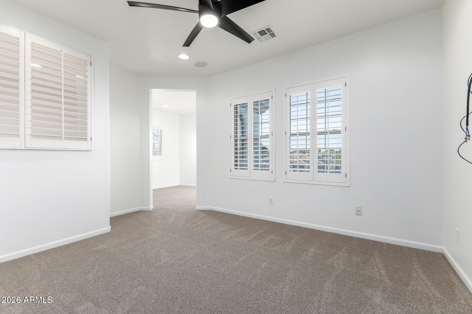 851 E DESERT INN Drive