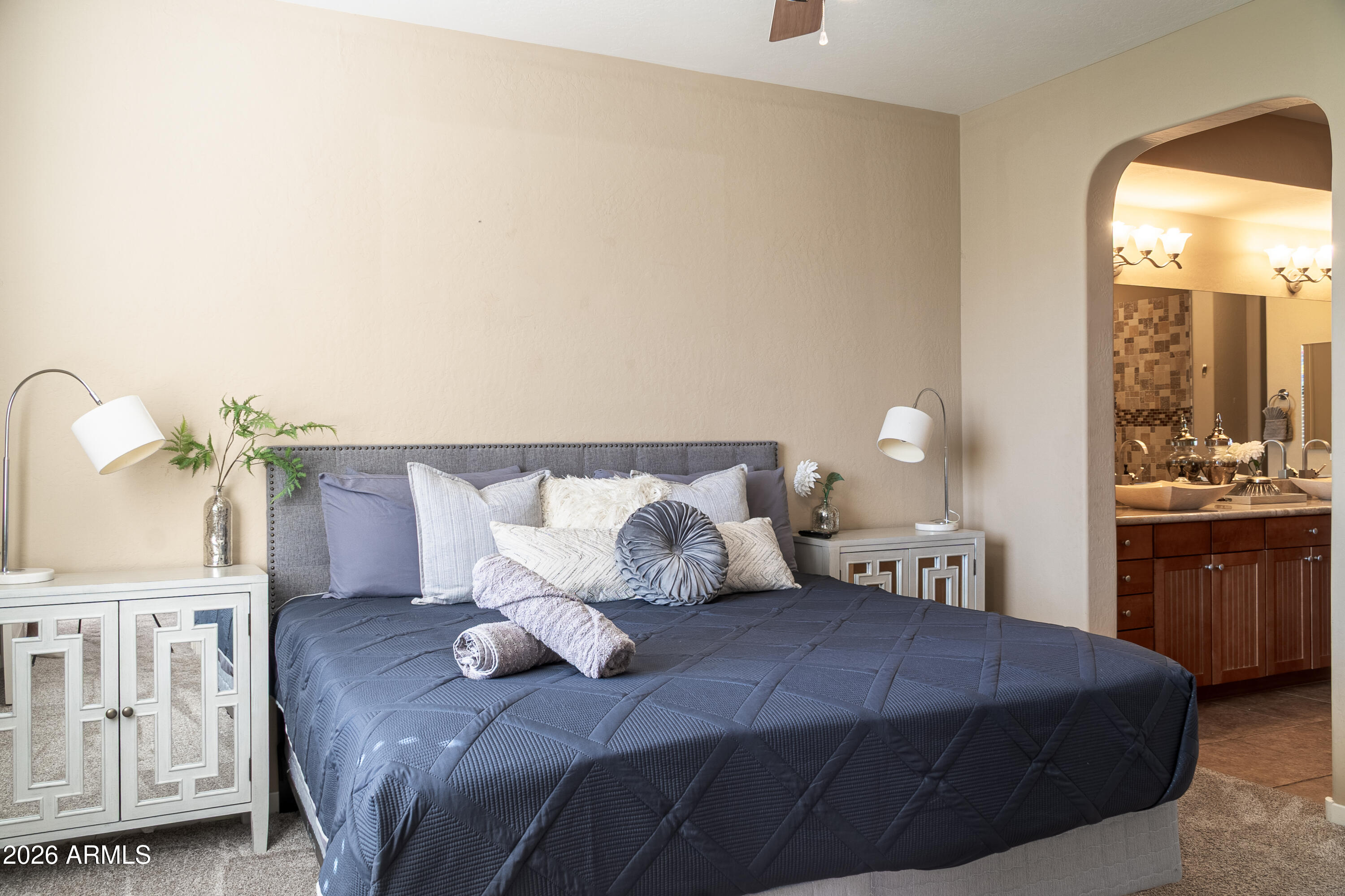 13450 E VIA LINDA Drive 2040