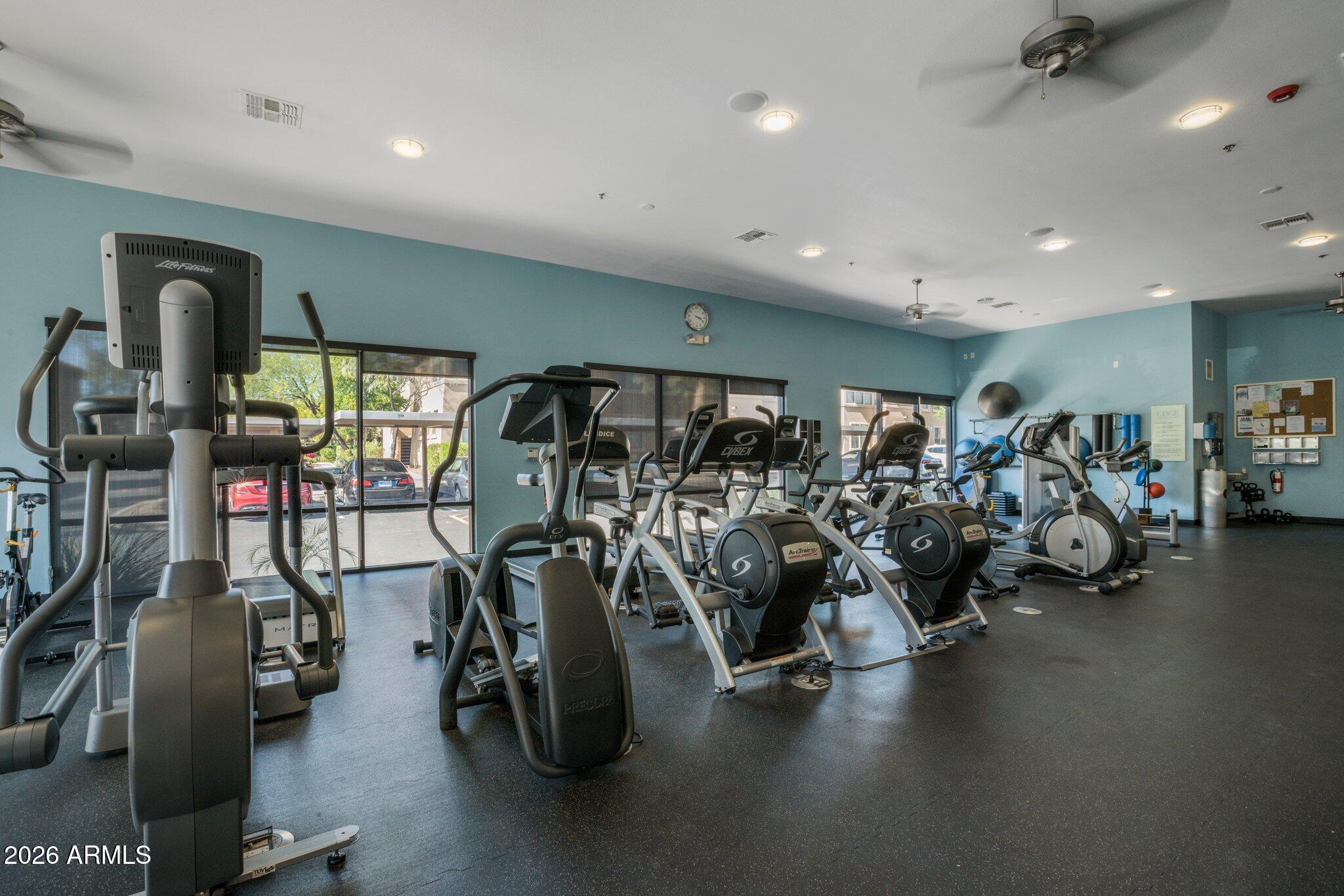 20100 N 78TH Place 1012