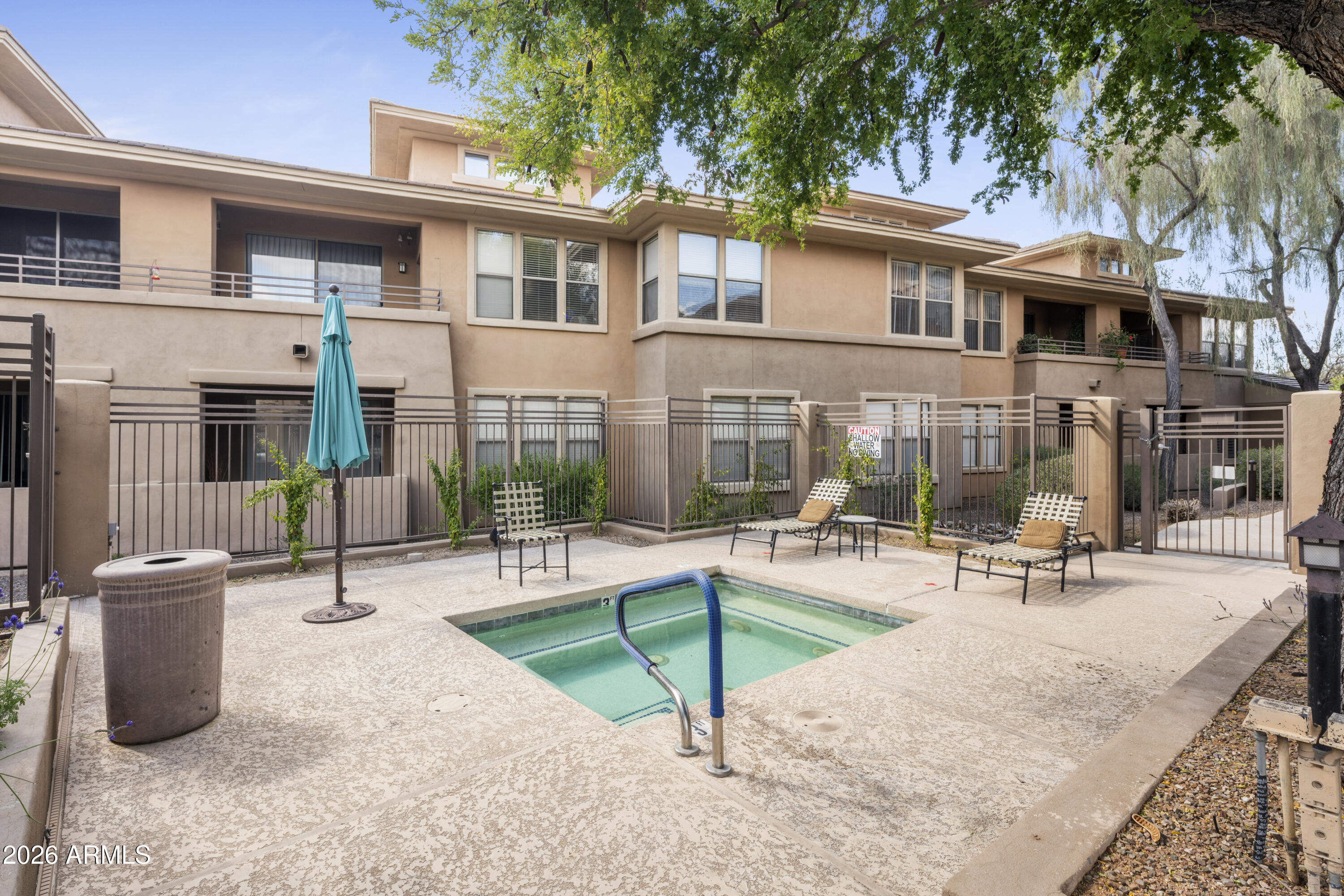 20100 N 78TH Place 1012