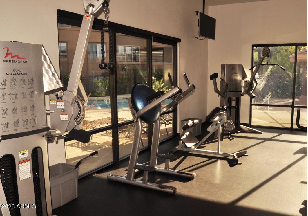 20100 N 78TH Place 1012