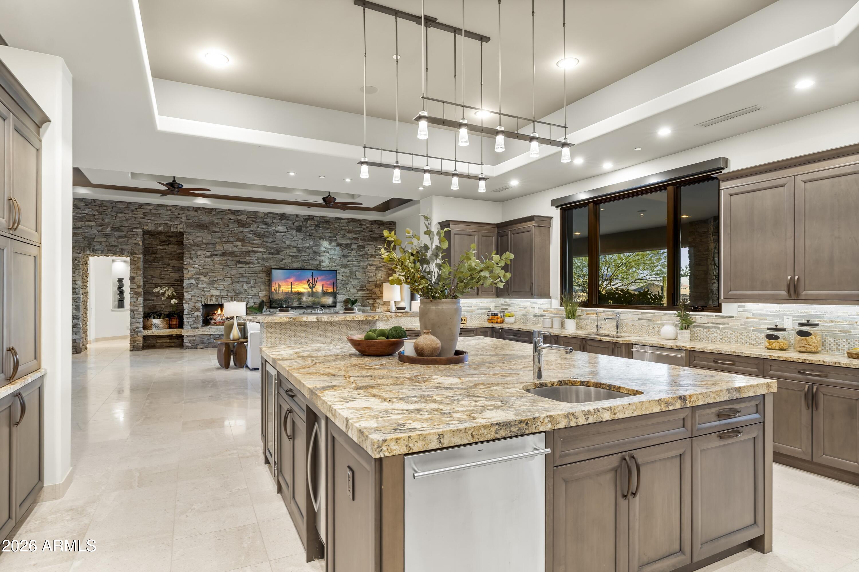 10205 E HAPPY VALLEY Road