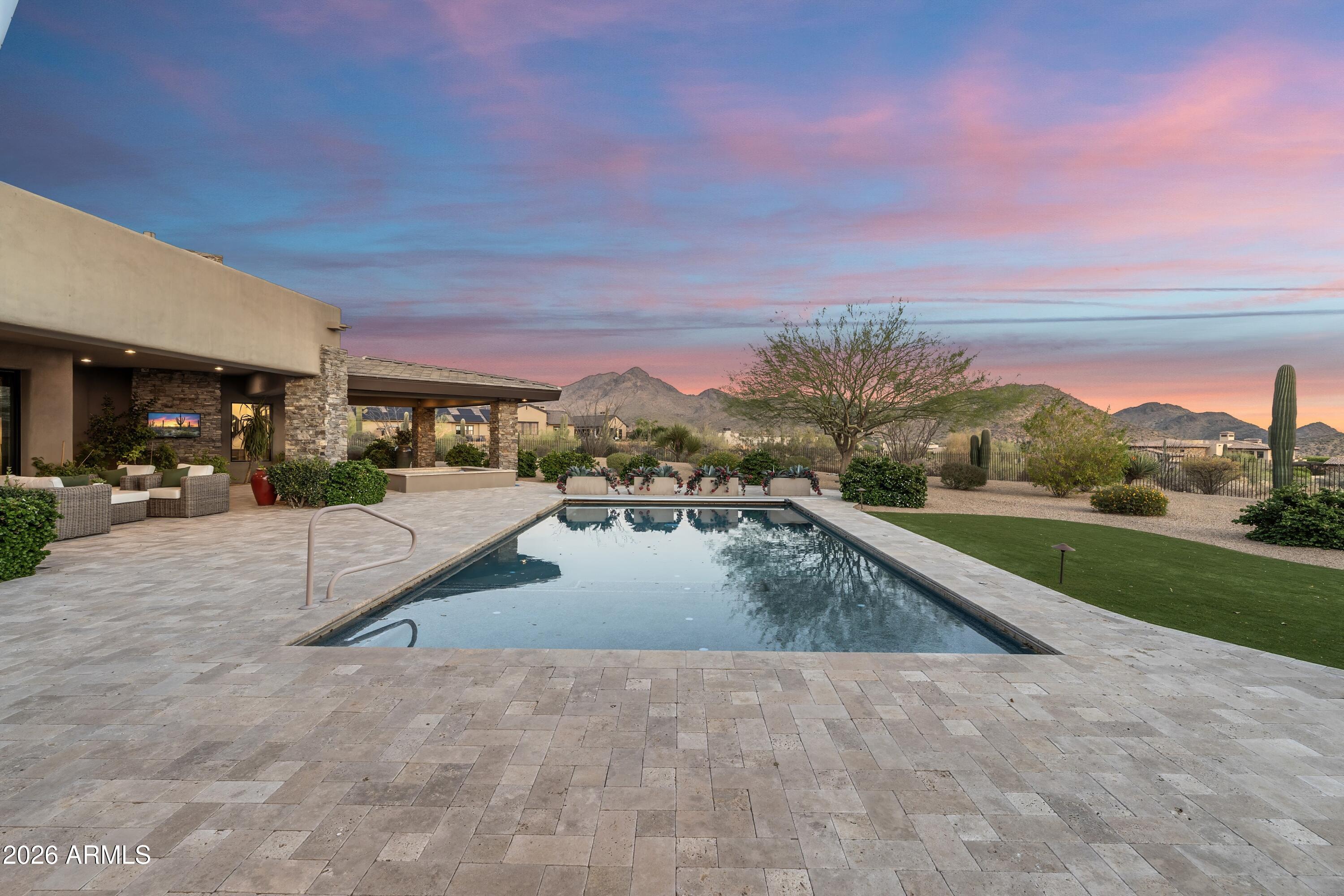 10205 E HAPPY VALLEY Road