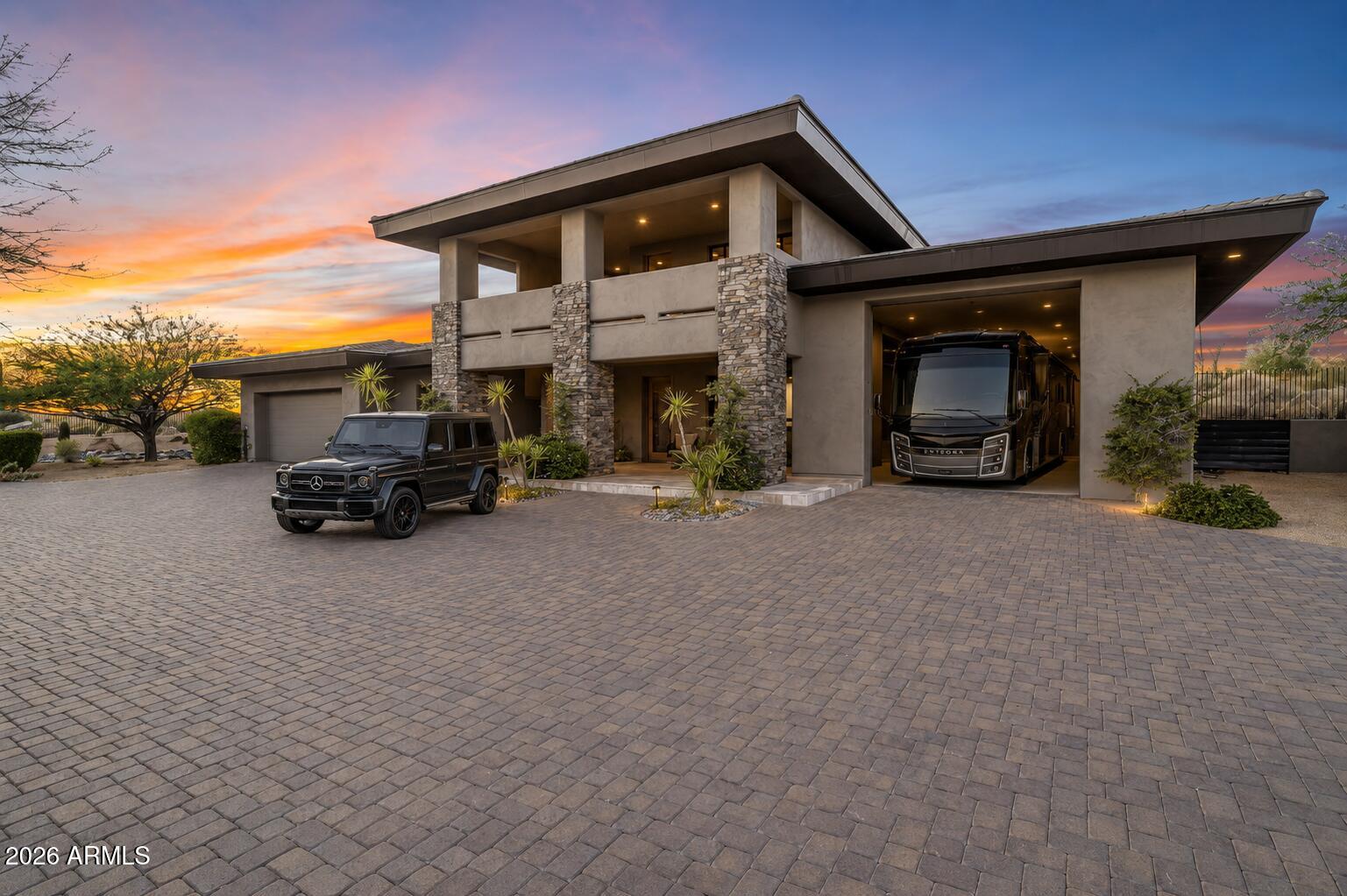10205 E HAPPY VALLEY Road
