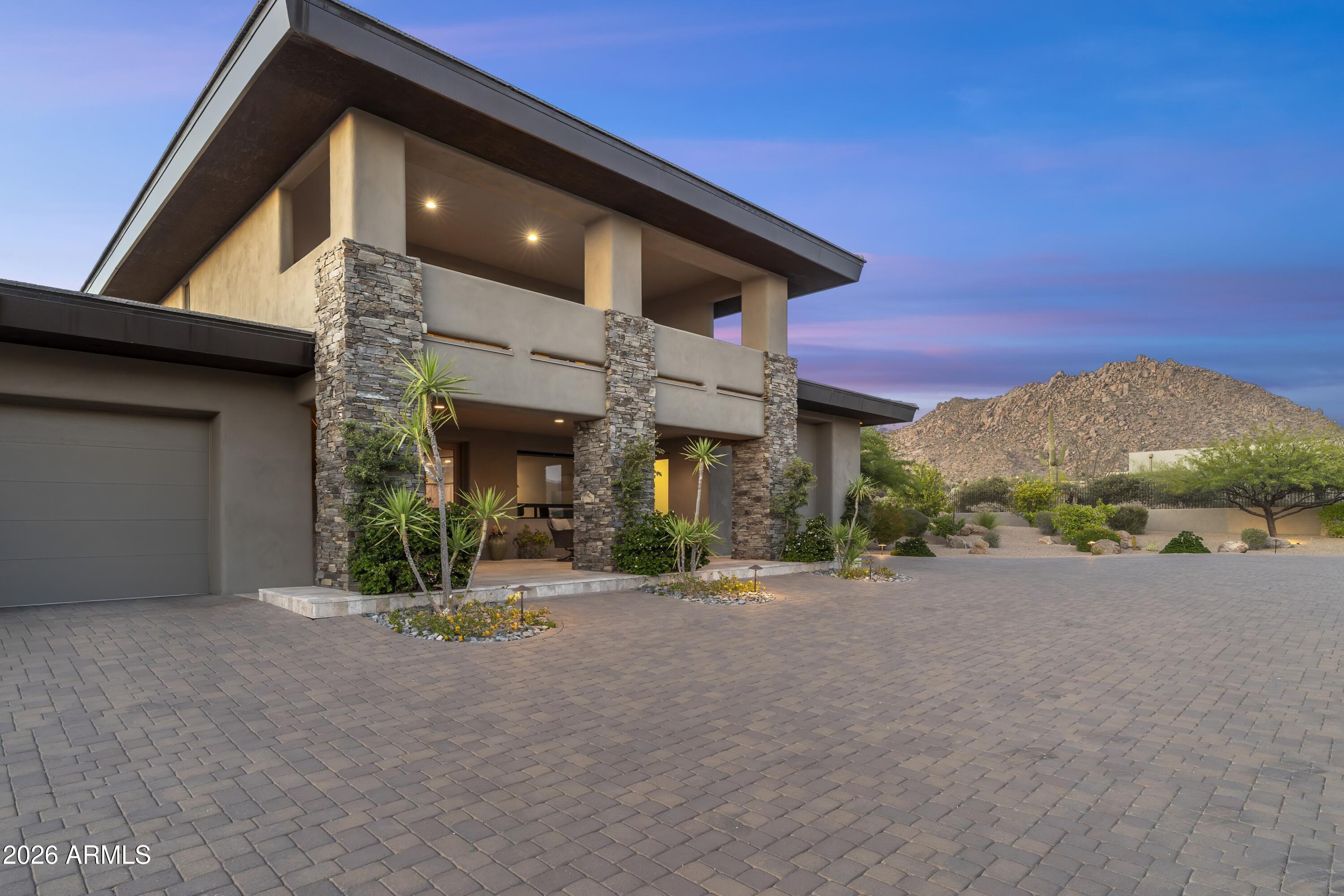 10205 E HAPPY VALLEY Road