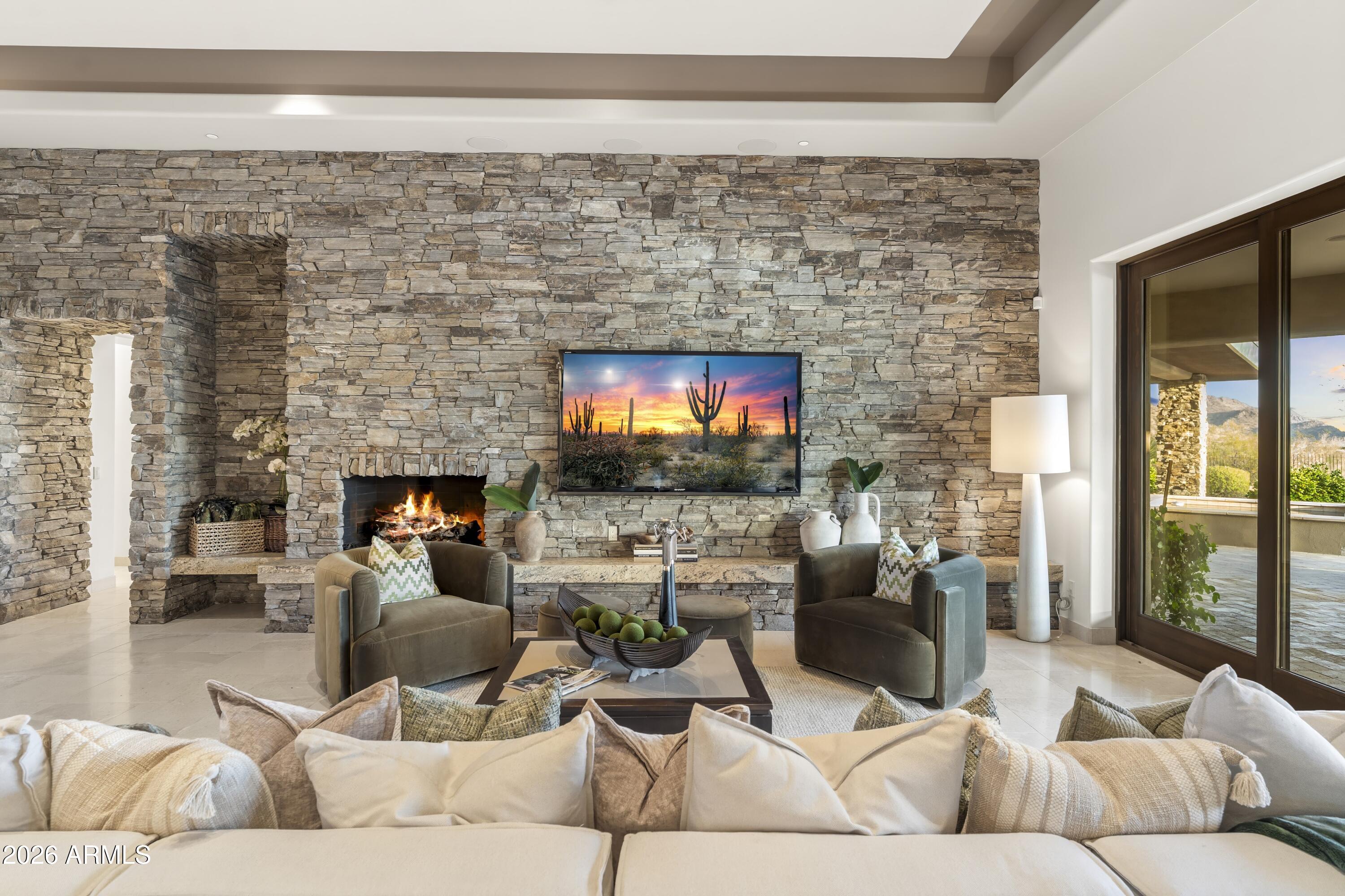 10205 E HAPPY VALLEY Road