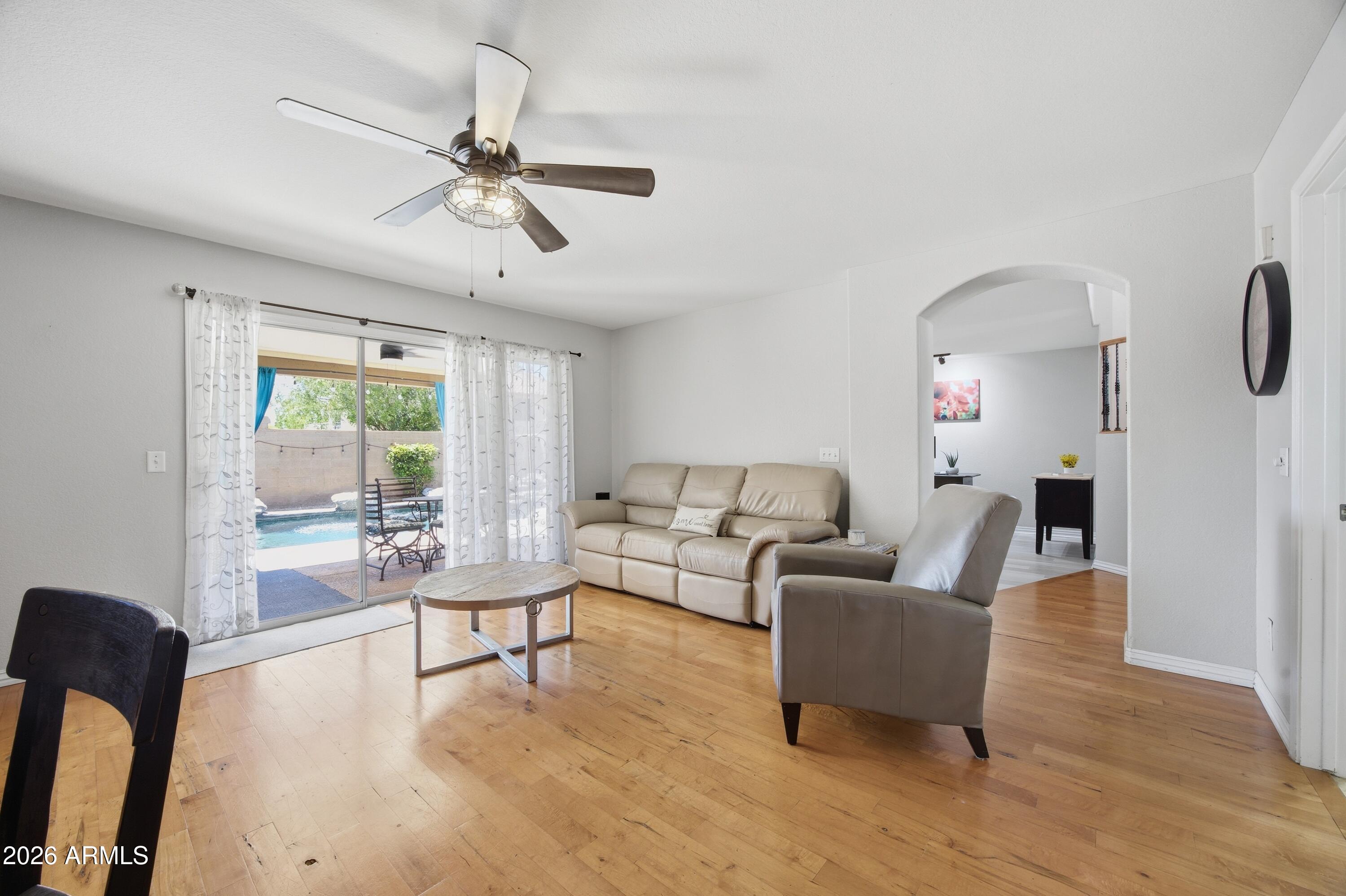 638 S SURFSIDE Drive